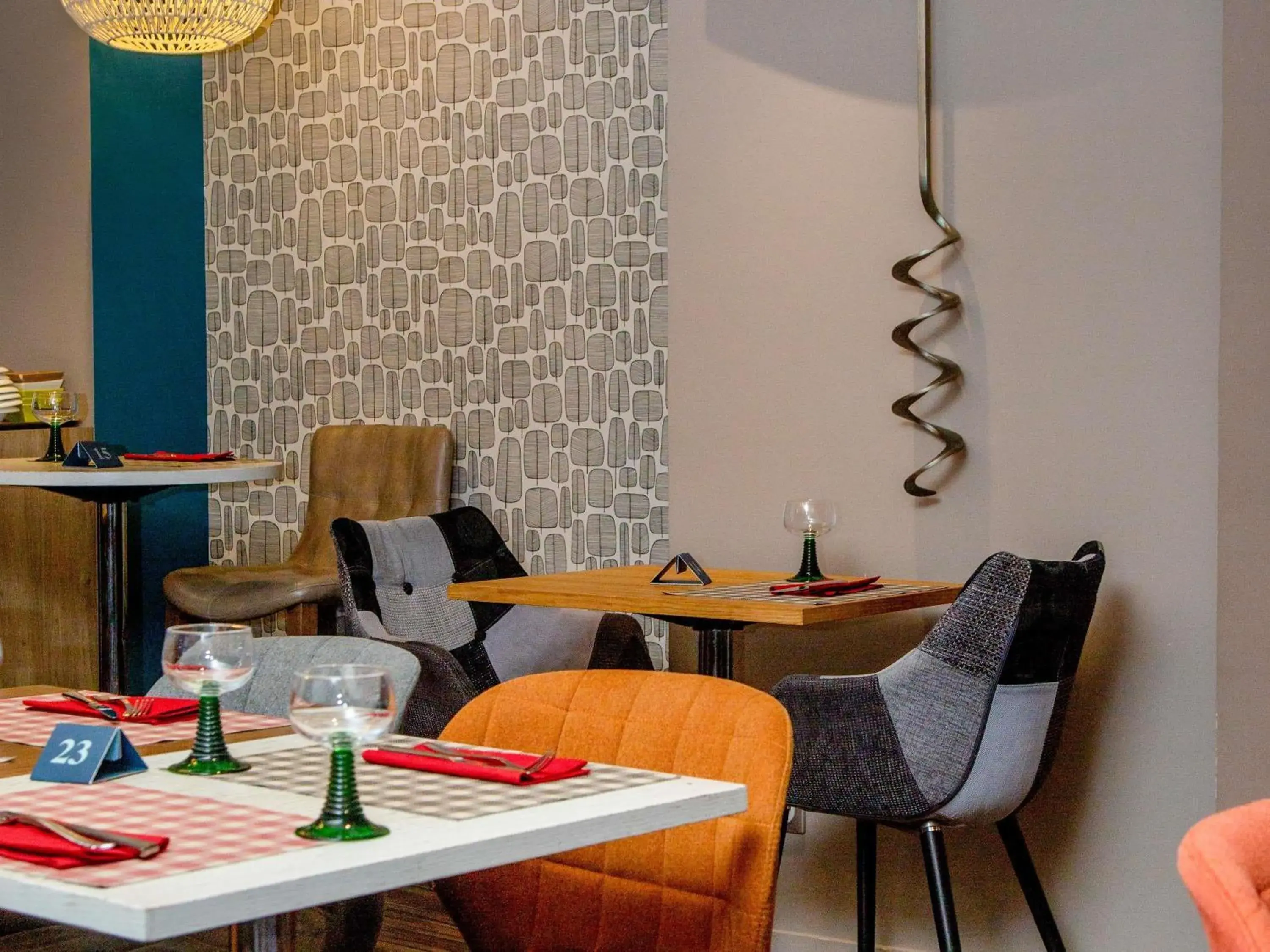 Restaurant/places to eat in ibis Styles Chaumont Centre Gare Restaurant/places to eat in ibis Styles Chaumont Centre Gare