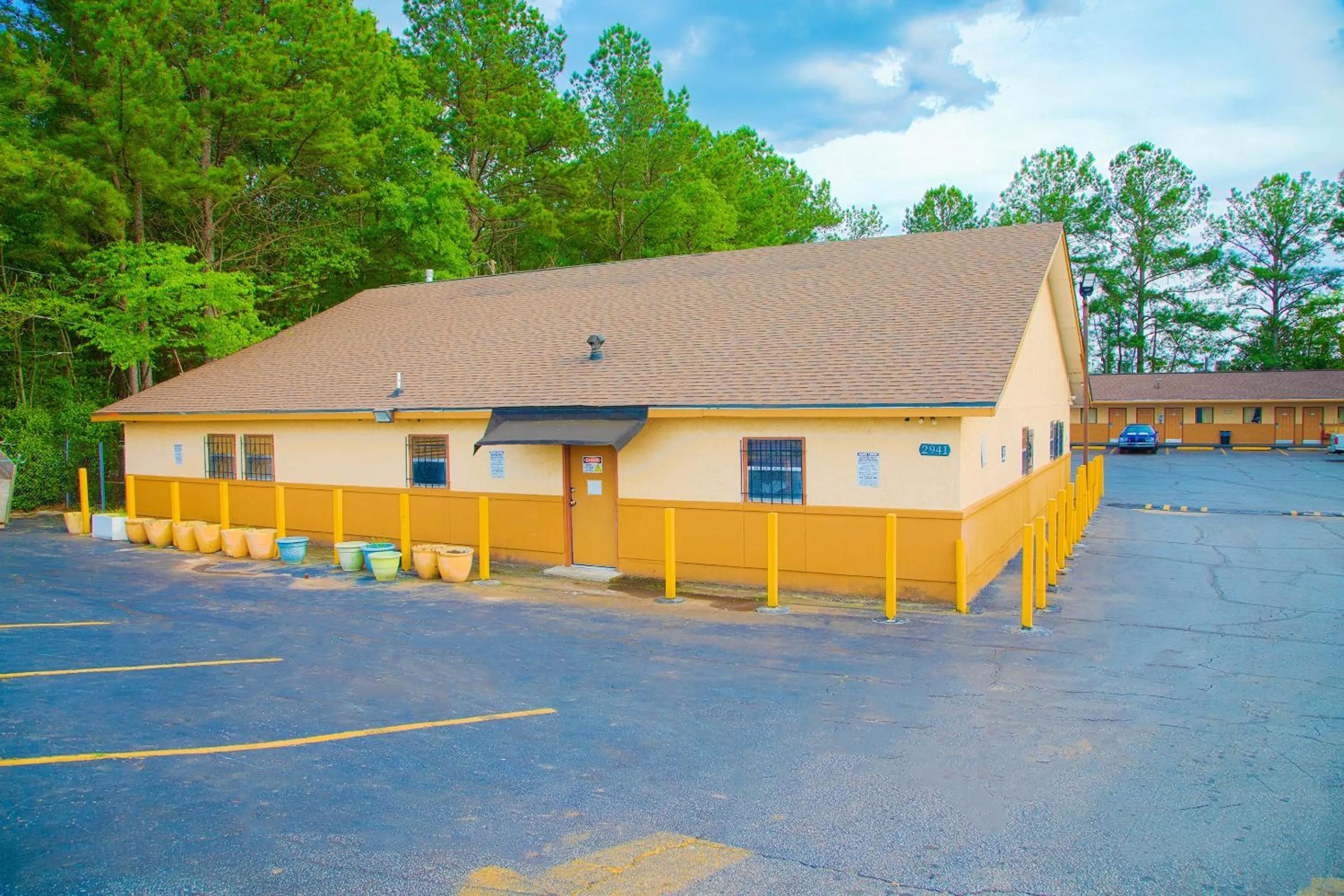Facade/entrance in OYO Hotel I-20 Decatur, East Atlanta