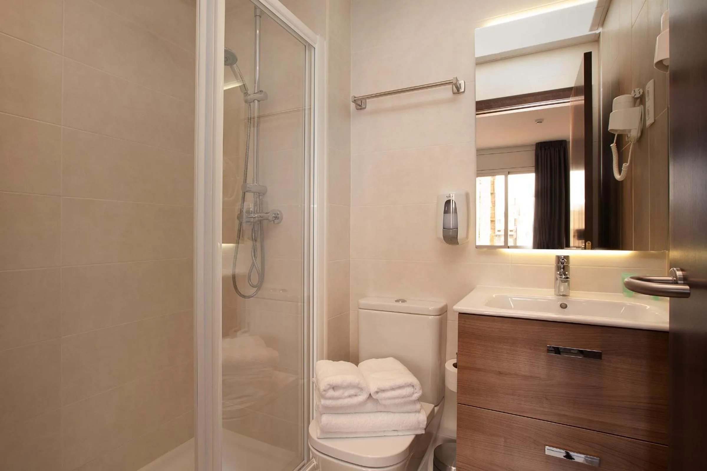 Bathroom in Hostal Centric