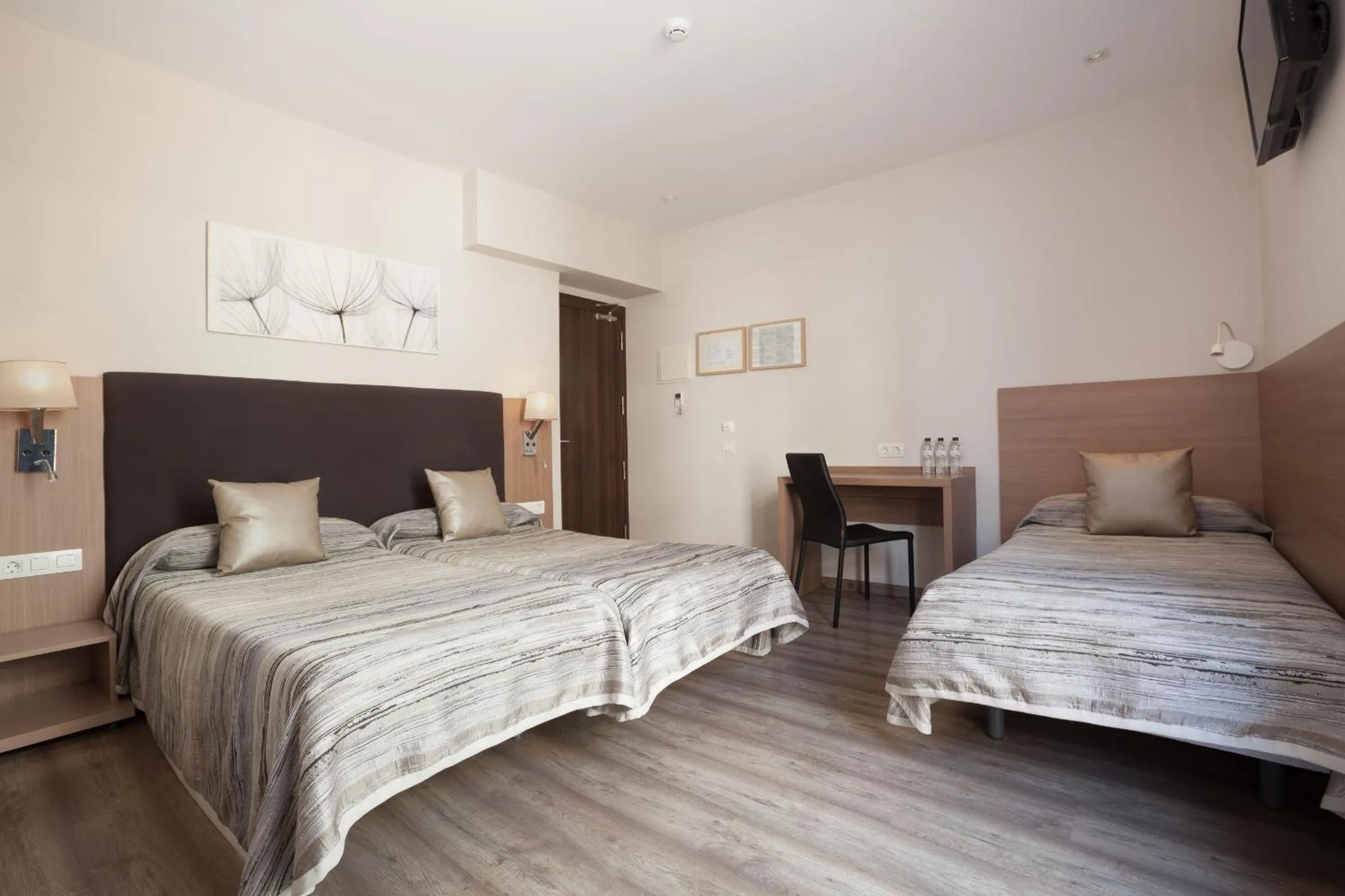 Decorative detail, Bed in Hostal Centric