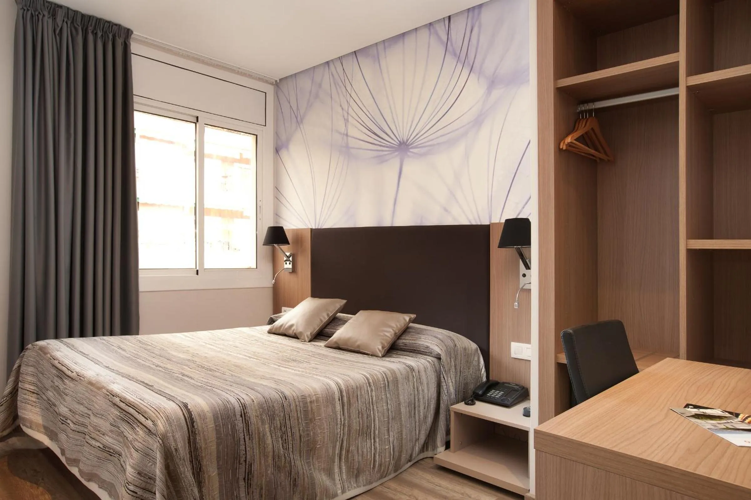 Photo of the whole room, Bed in Hostal Centric