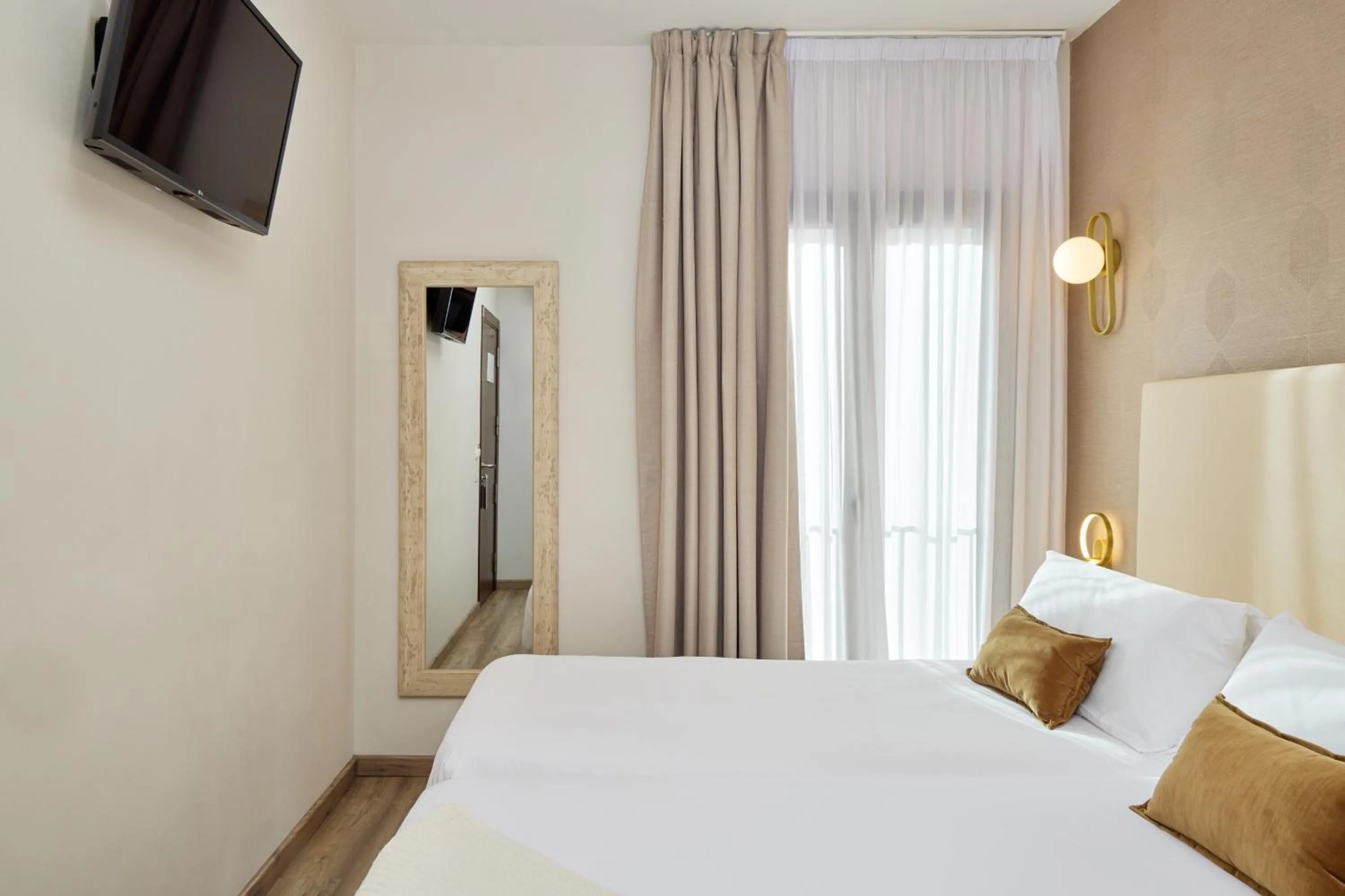 Bed in Hostal Centric