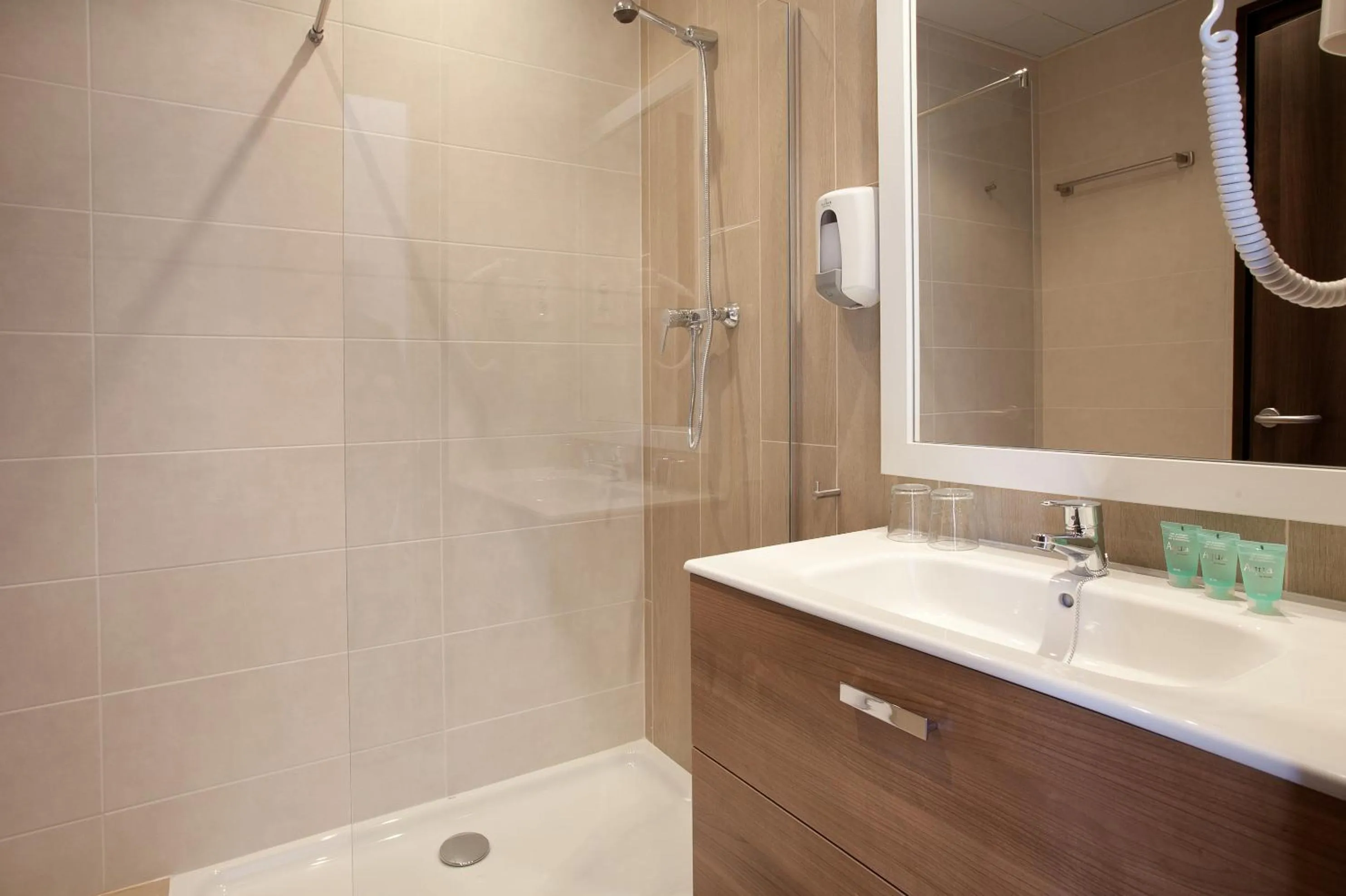 Bathroom in Hostal Centric