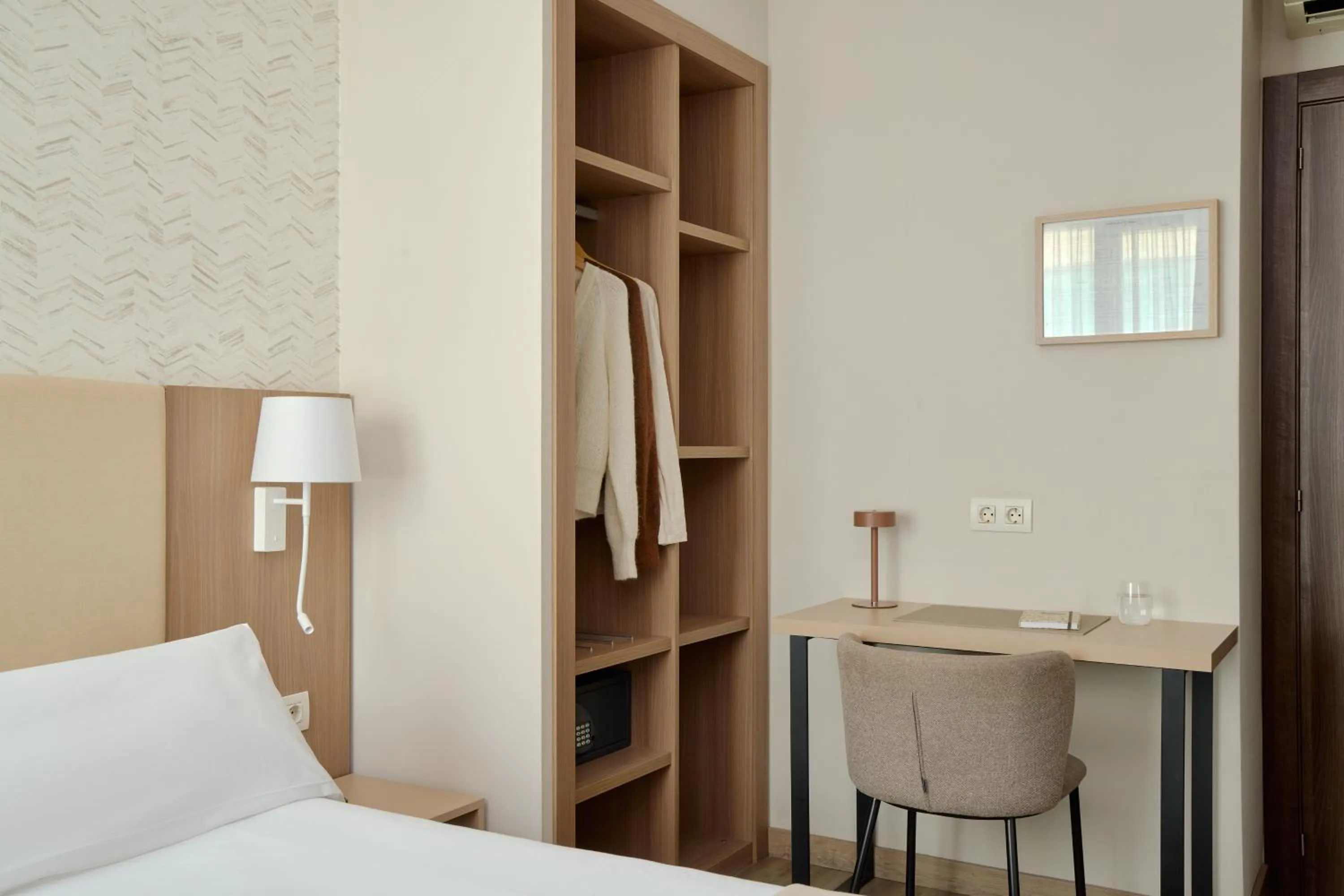 Bed in Hostal Centric