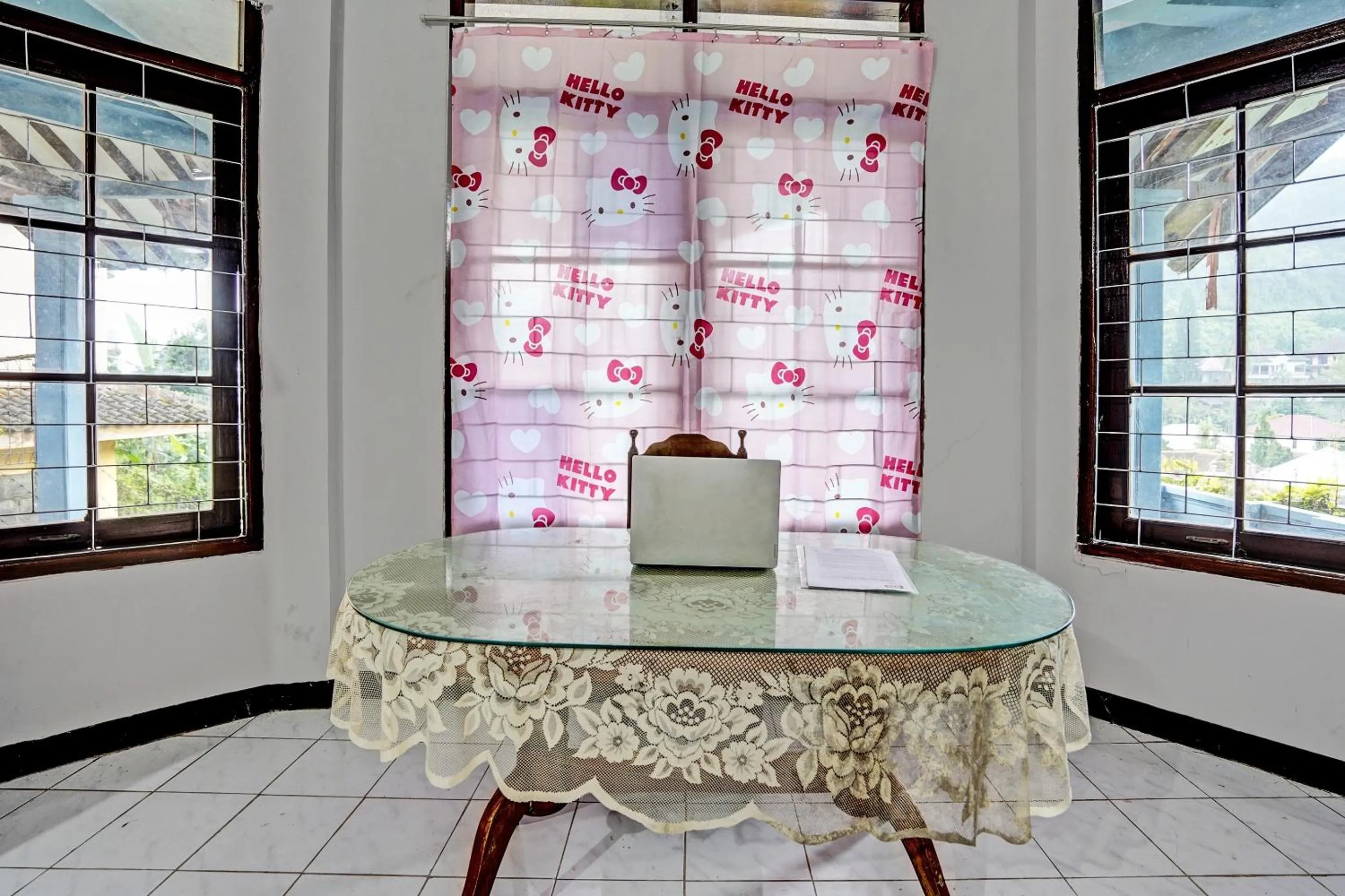 Lobby or reception in SPOT ON 92388 Villa Segi Delapan