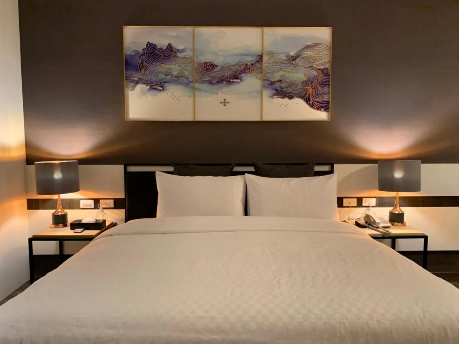 Bed in Roppongi Motel - JianHua