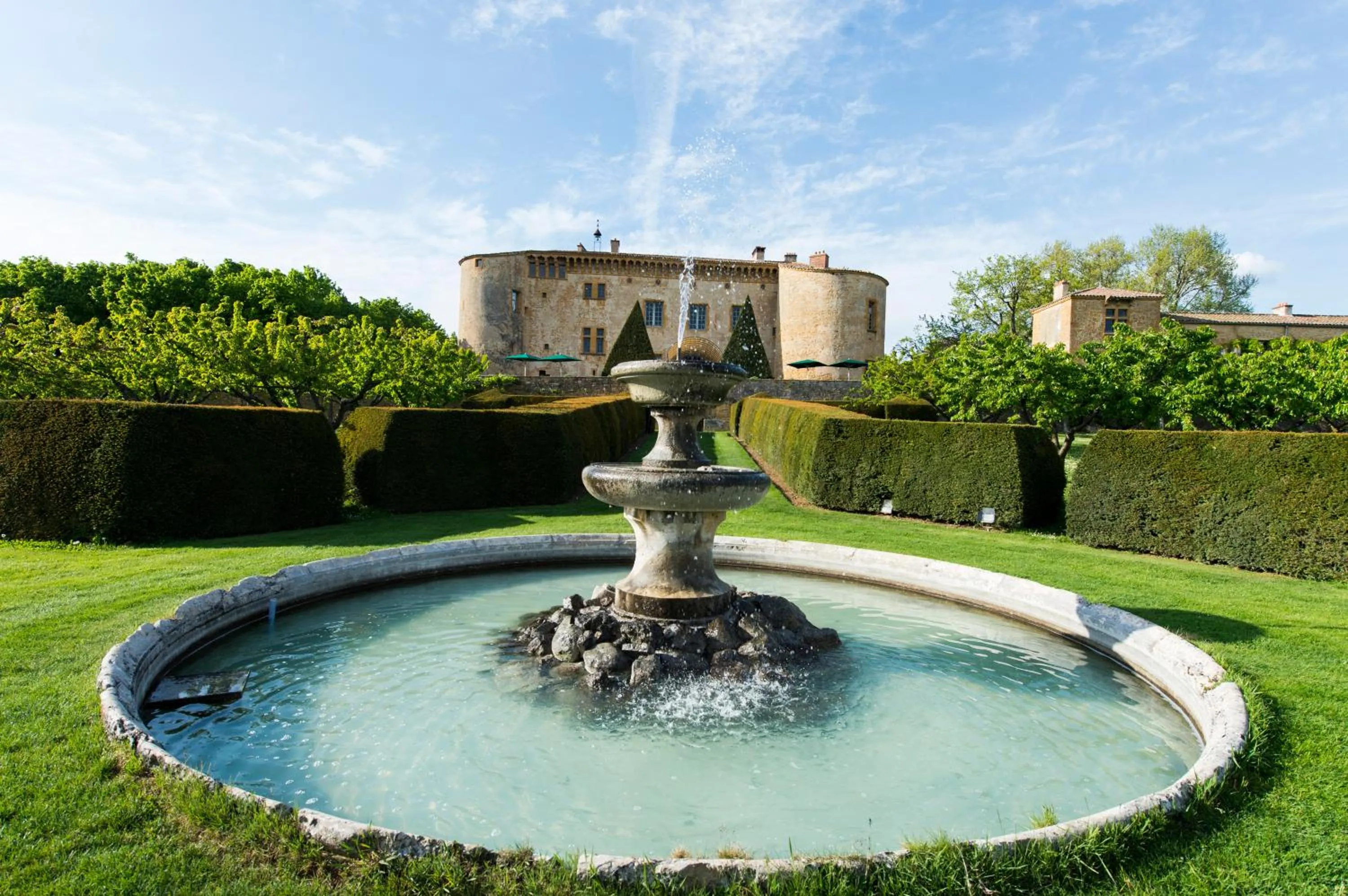 Facade/entrance in Château de Bagnols