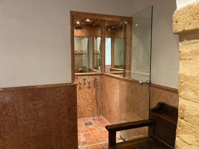 Bathroom in Château de Bagnols