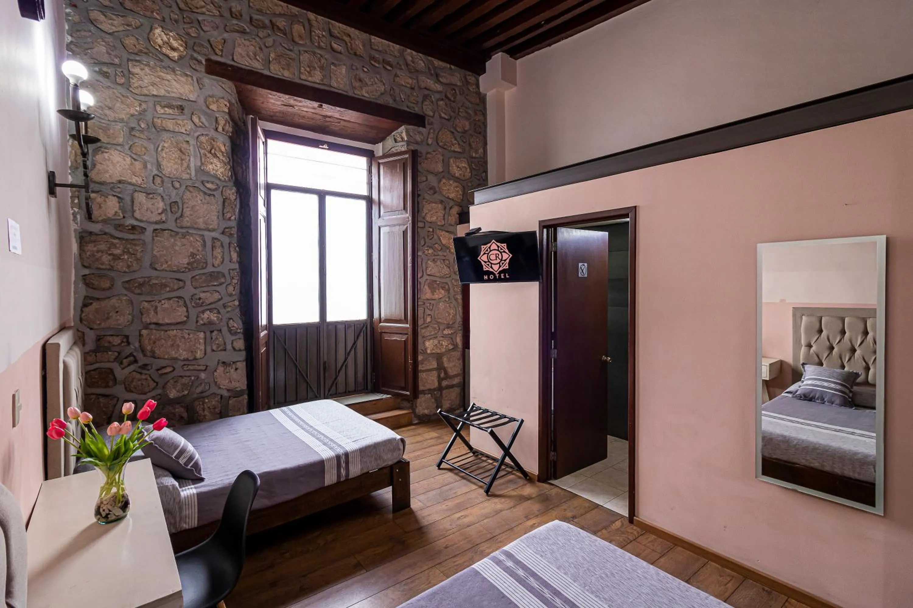Hotel Cantera Rosa
