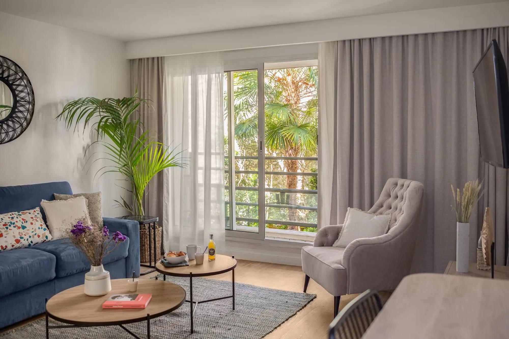 Communal lounge/ TV room, Seating Area in Villa Daubenton