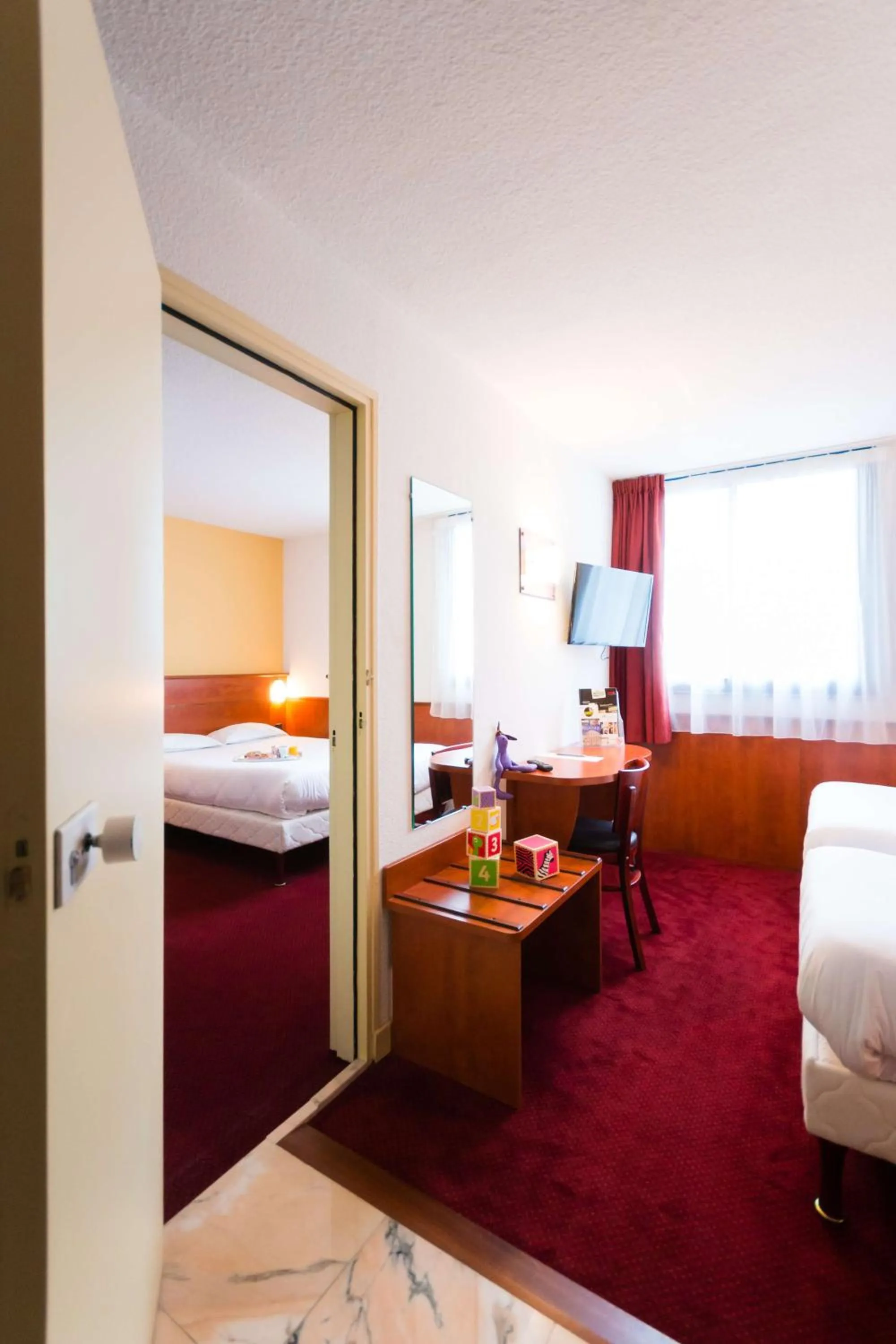 Bedroom, Bed in Brit Hotel Rennes St Grégoire – Le Villeneuve