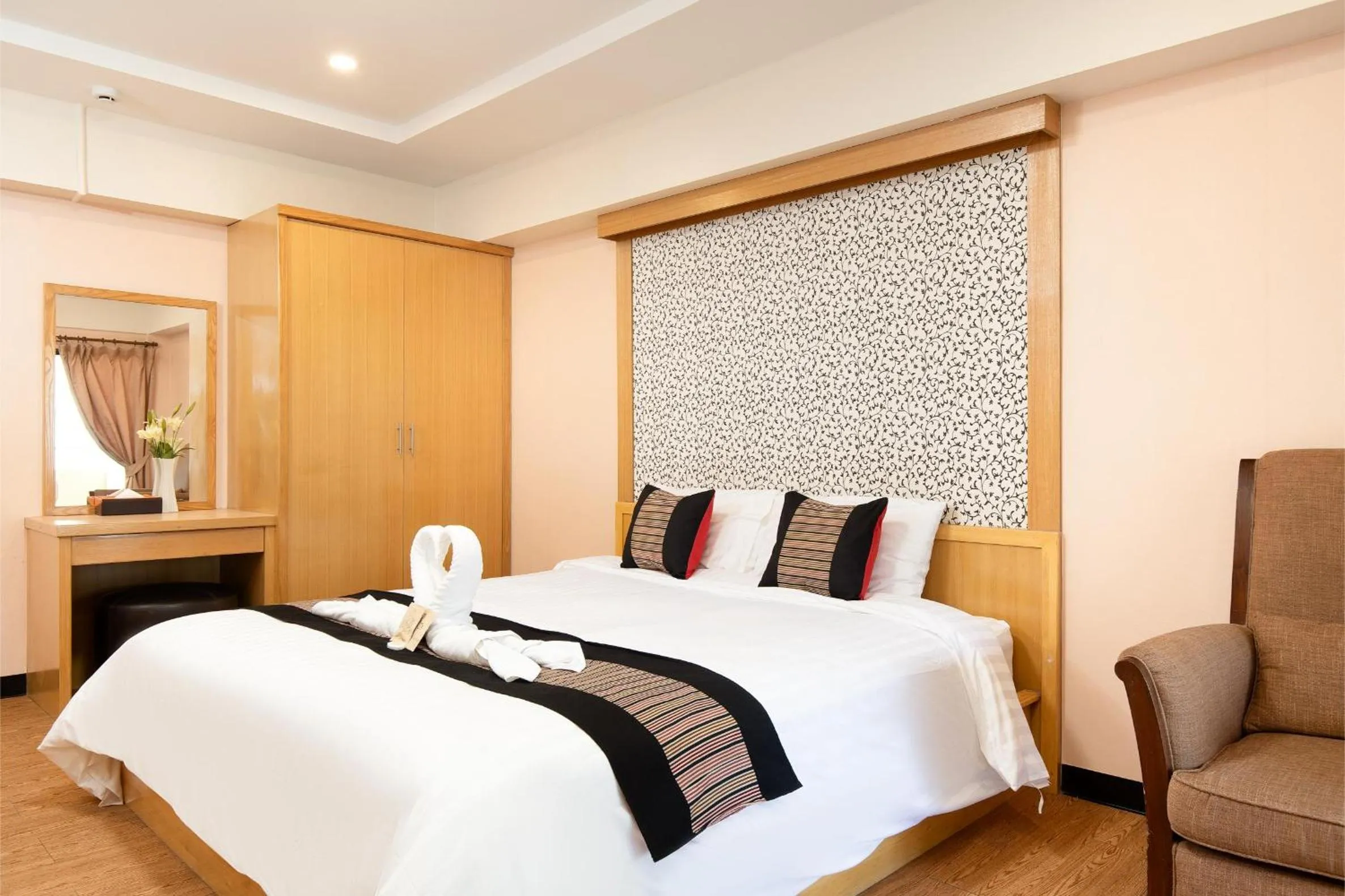 Bed in P-Park Hotel Bangkok