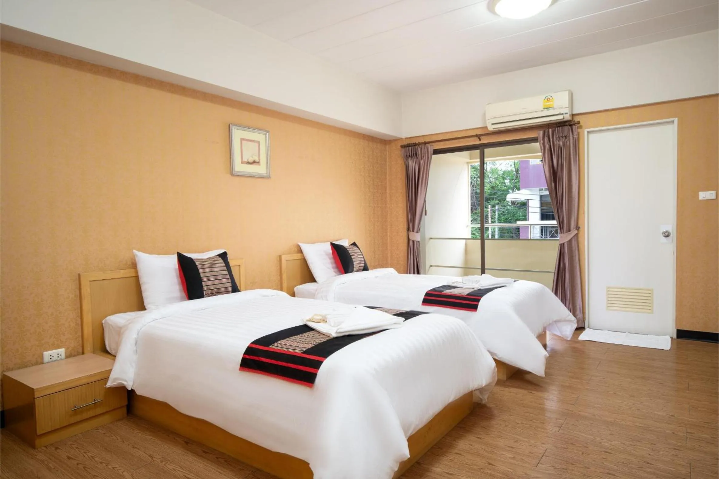 Bed in P-Park Hotel Bangkok