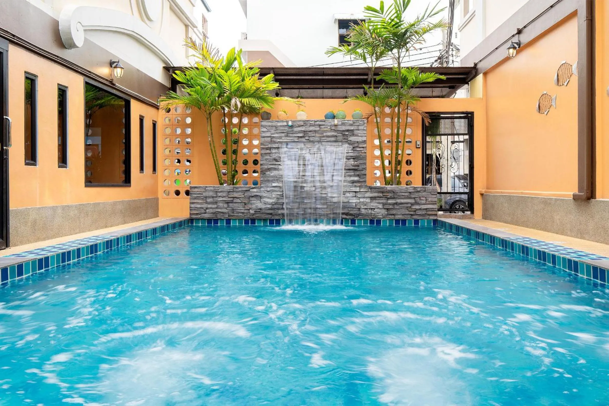 Swimming pool in P-Park Hotel Bangkok