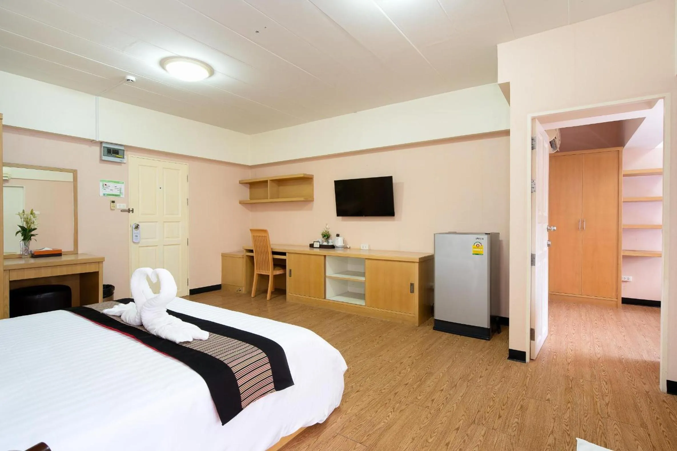 Bedroom, Bed in P-Park Hotel Bangkok