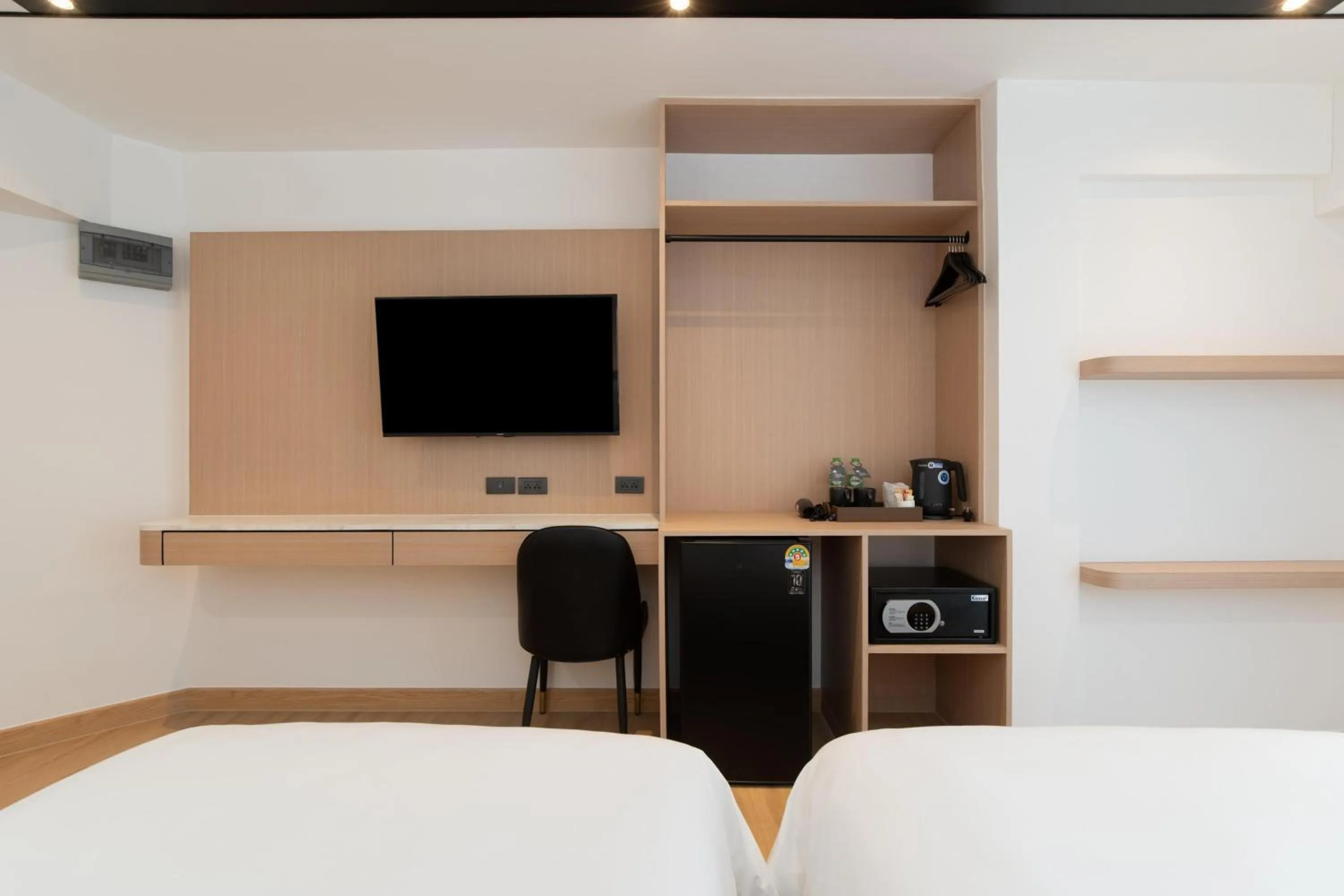 TV and multimedia, Bed in P-Park Hotel Bangkok