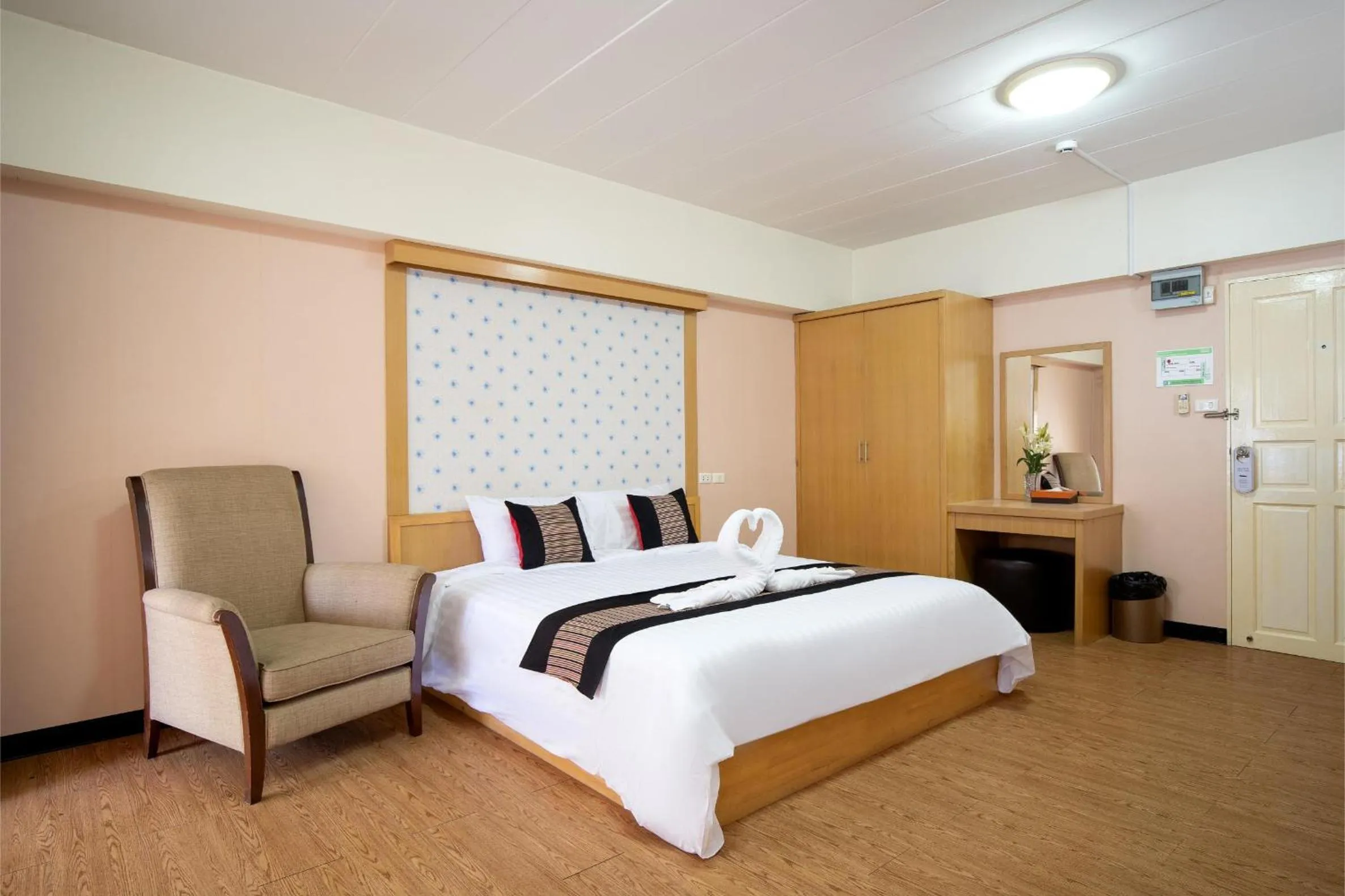 Bed in P-Park Hotel Bangkok