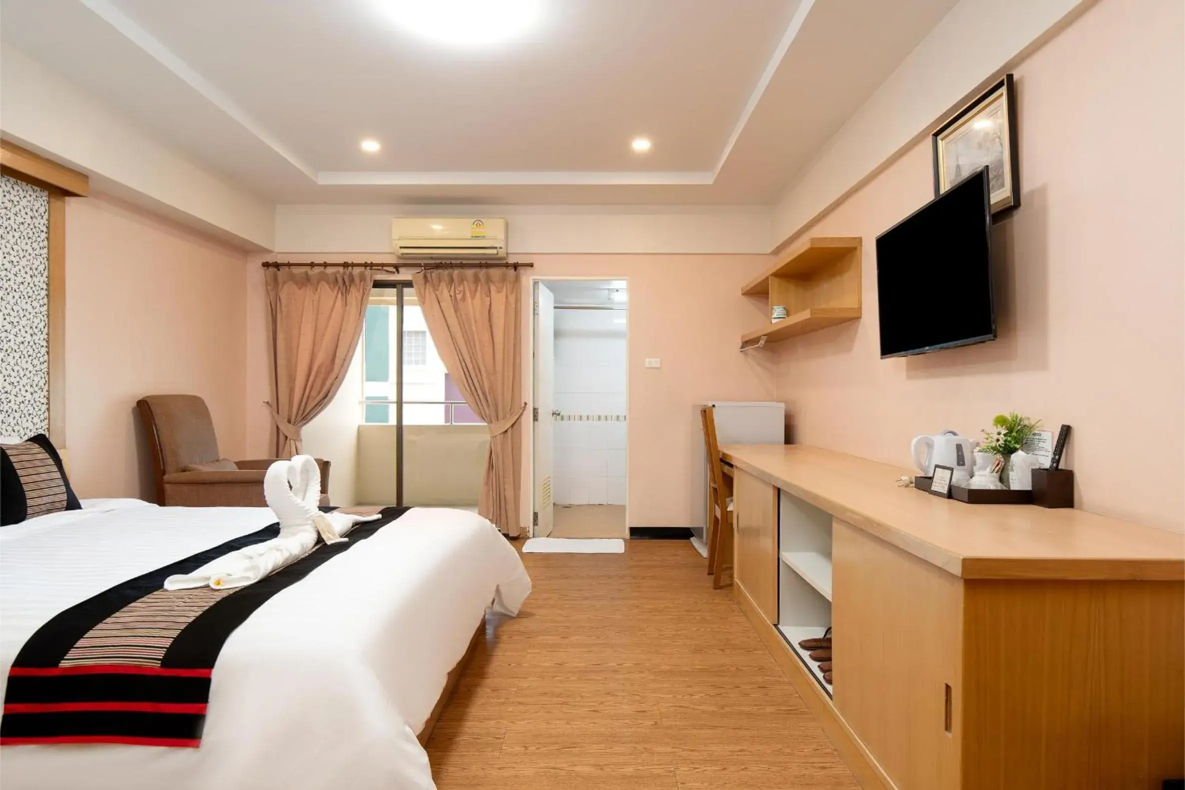 Bed in P-Park Hotel Bangkok Bed in P-Park Hotel Bangkok