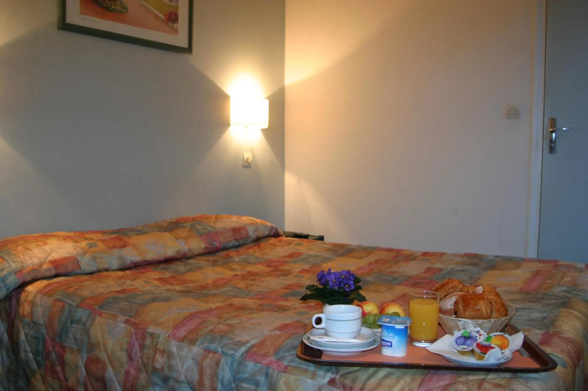 Bedroom, Bed in Printania Porte de Versailles