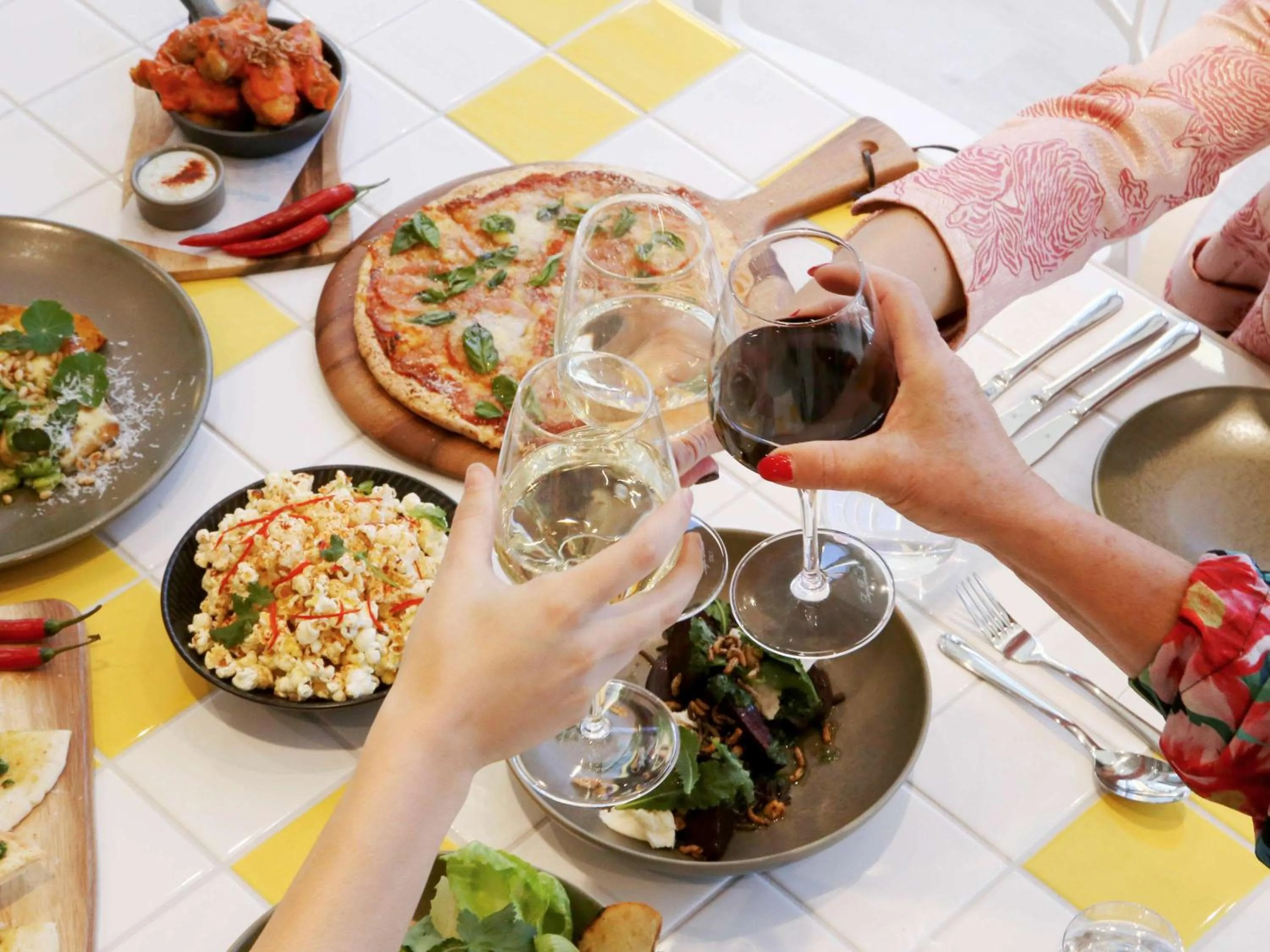 Restaurant/places to eat in ibis Styles East Perth