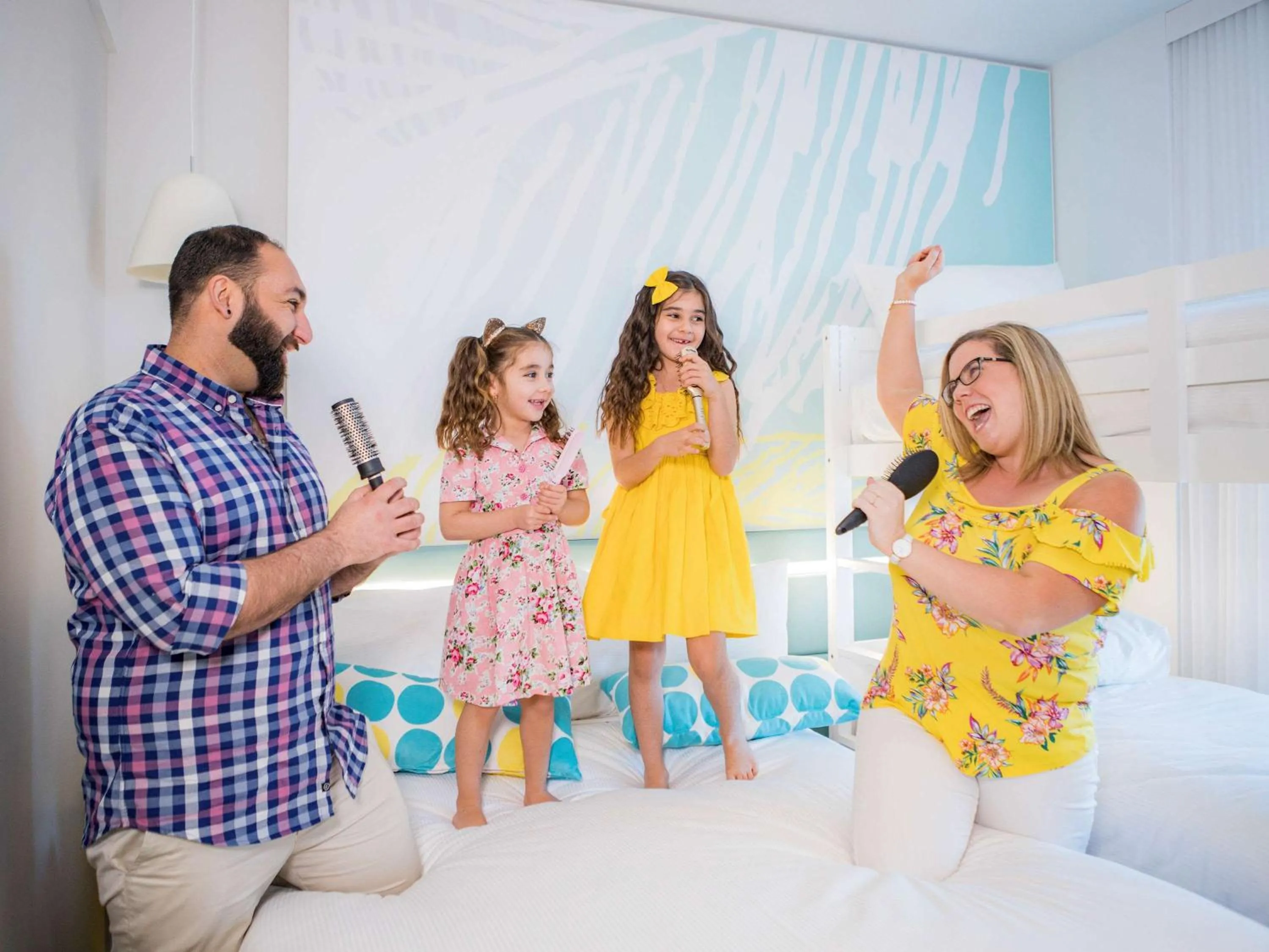 Photo of the whole room in ibis Styles East Perth