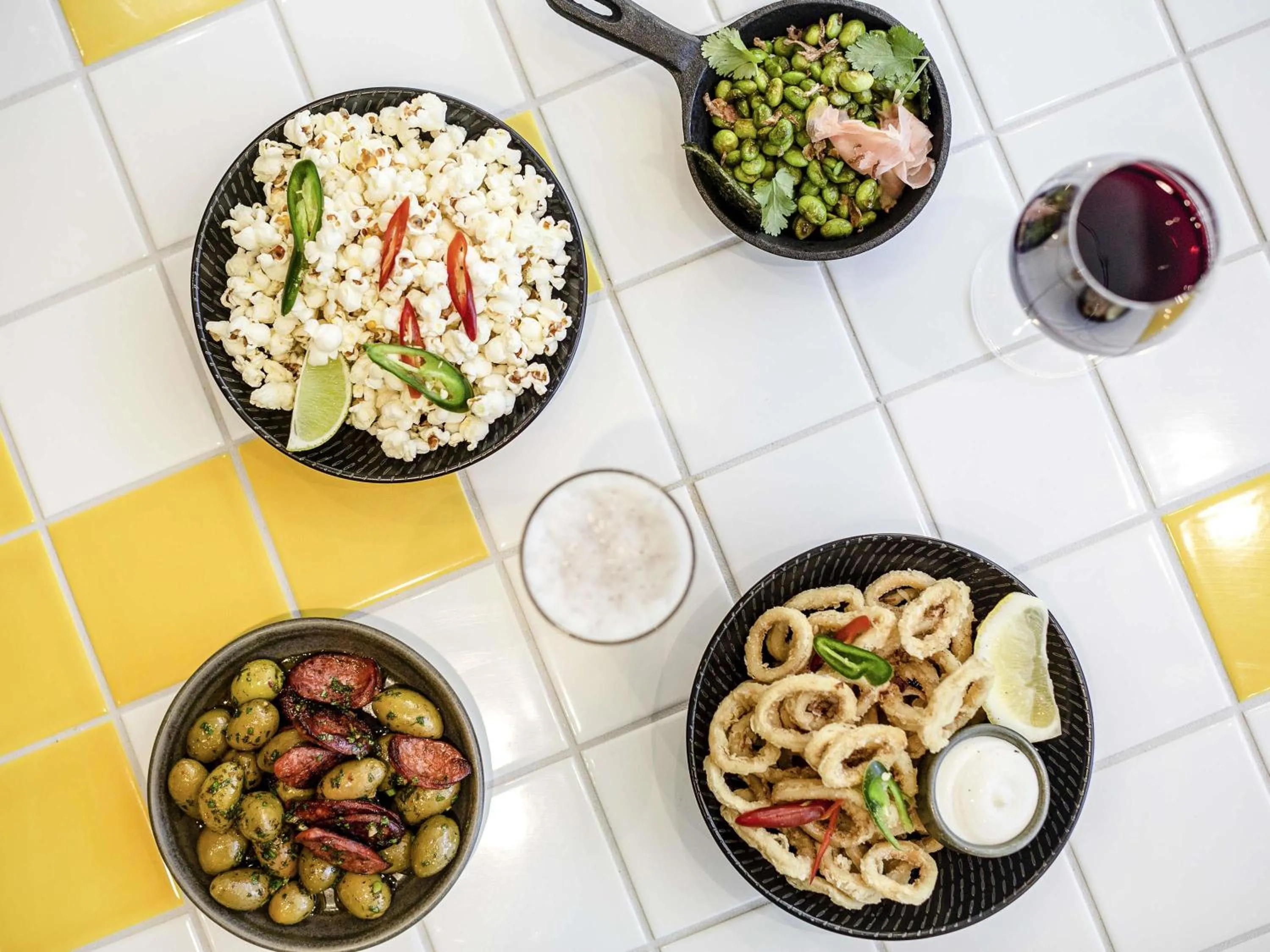 Restaurant/places to eat in ibis Styles East Perth