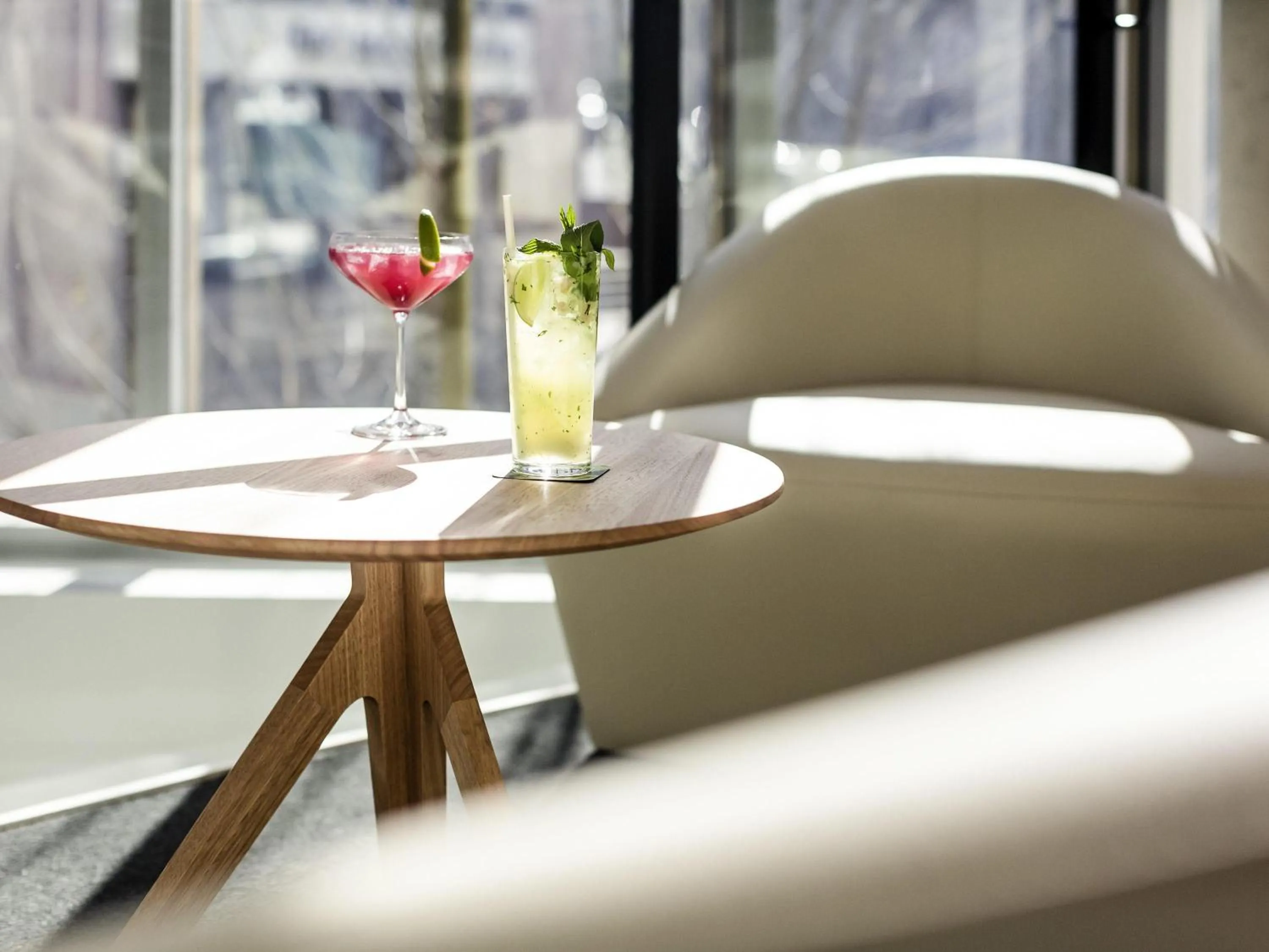 Lounge or bar in ibis Styles East Perth