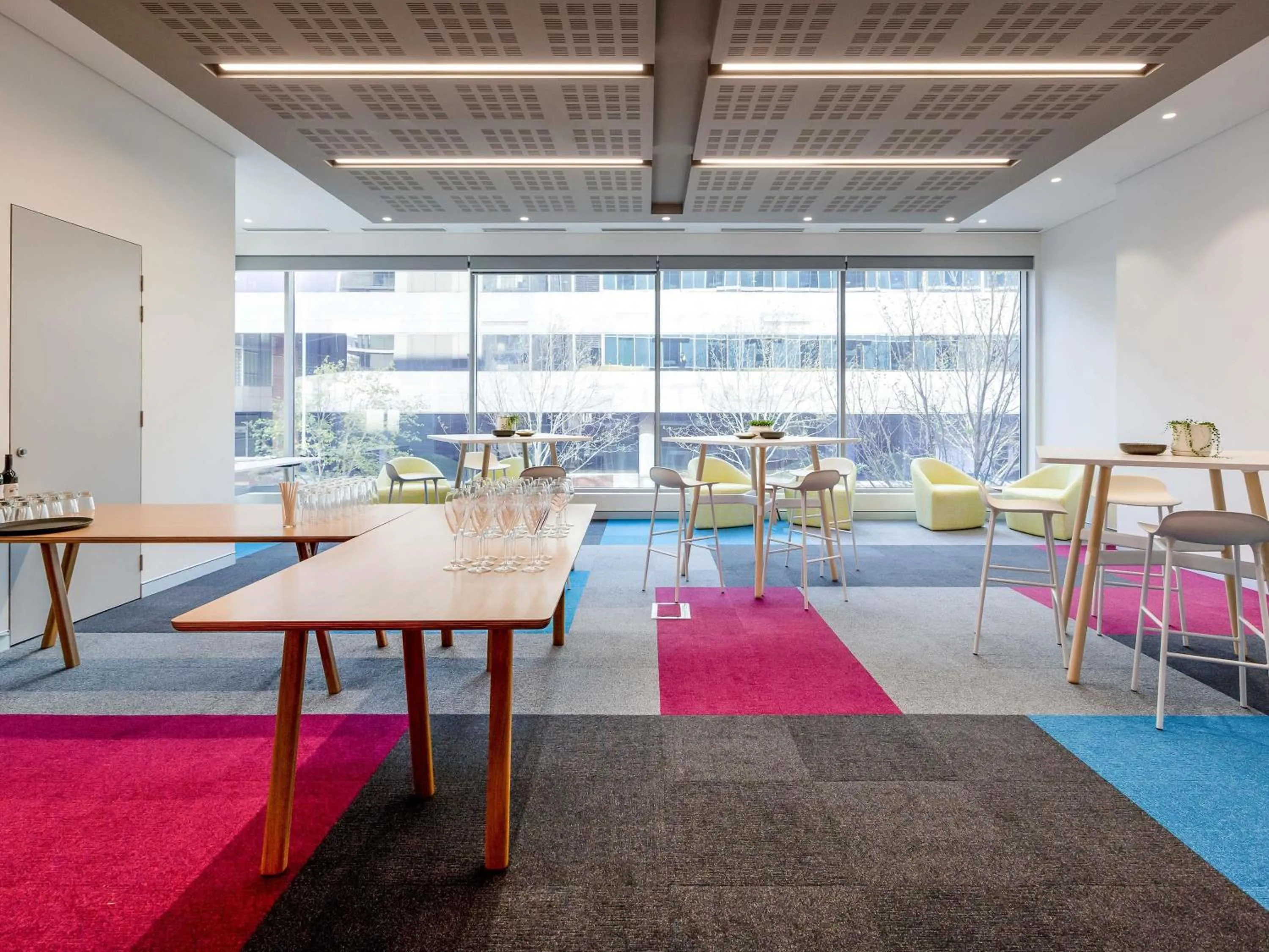 Meeting/conference room in ibis Styles East Perth