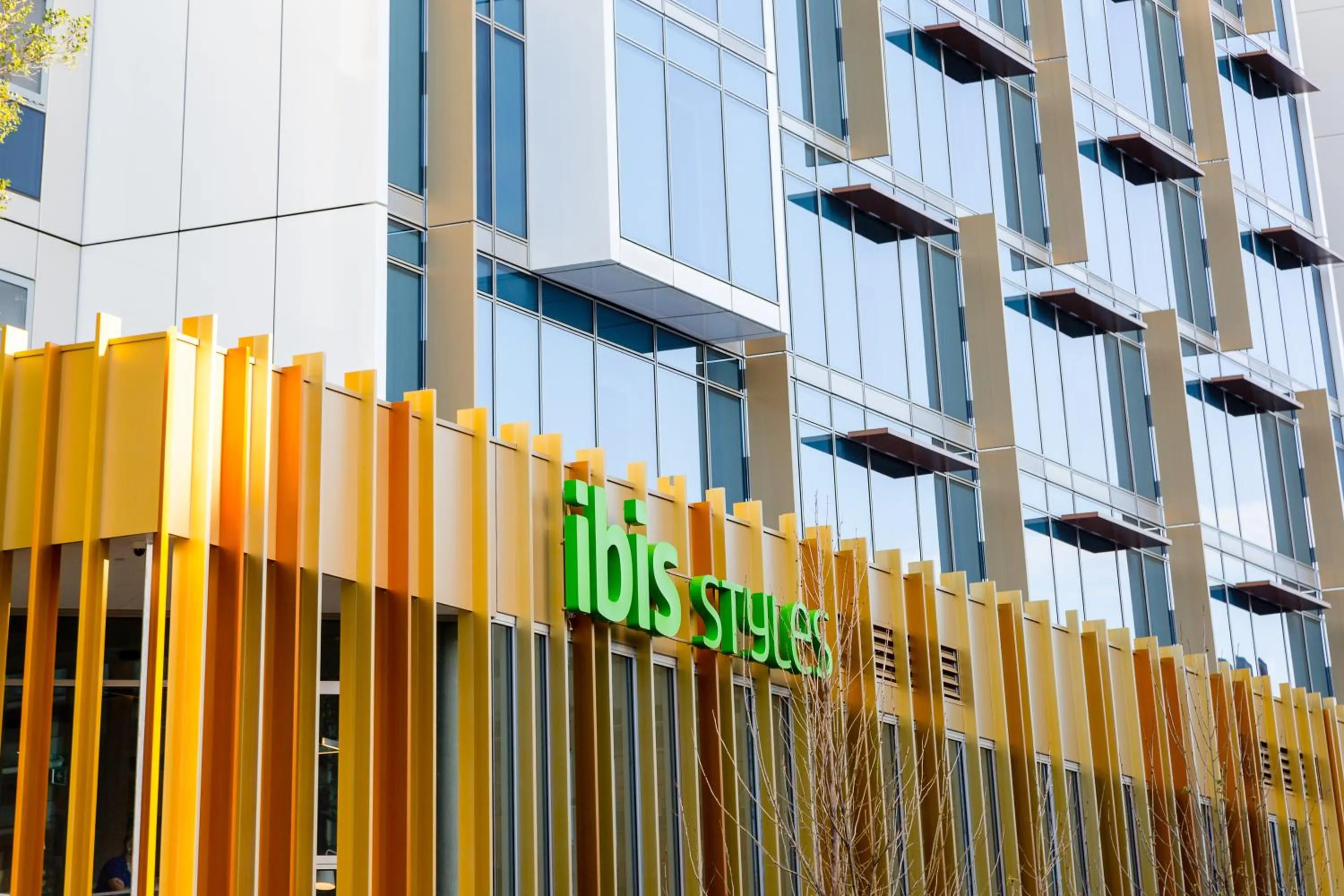 Facade/entrance in ibis Styles East Perth