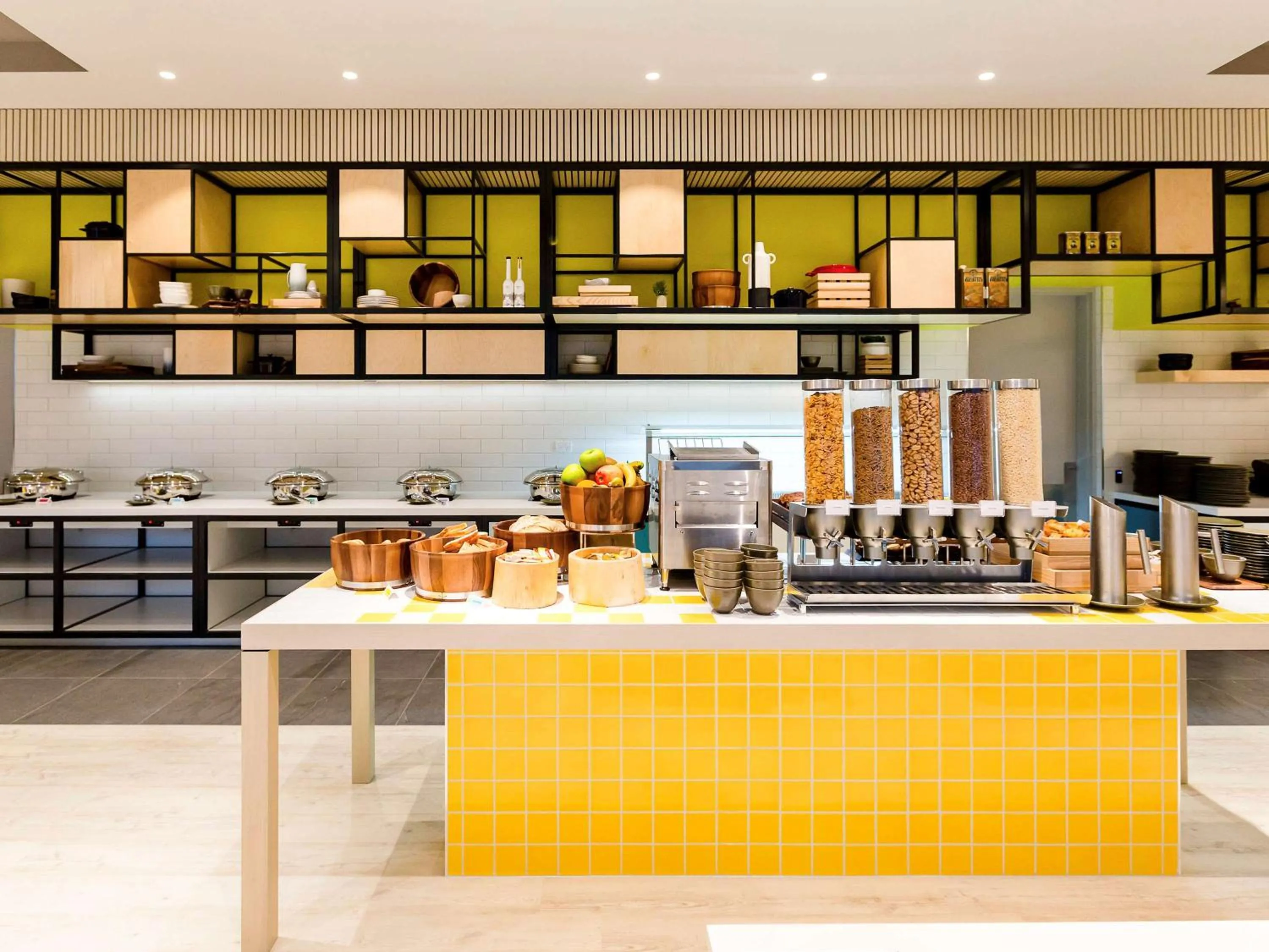 Restaurant/places to eat in ibis Styles East Perth