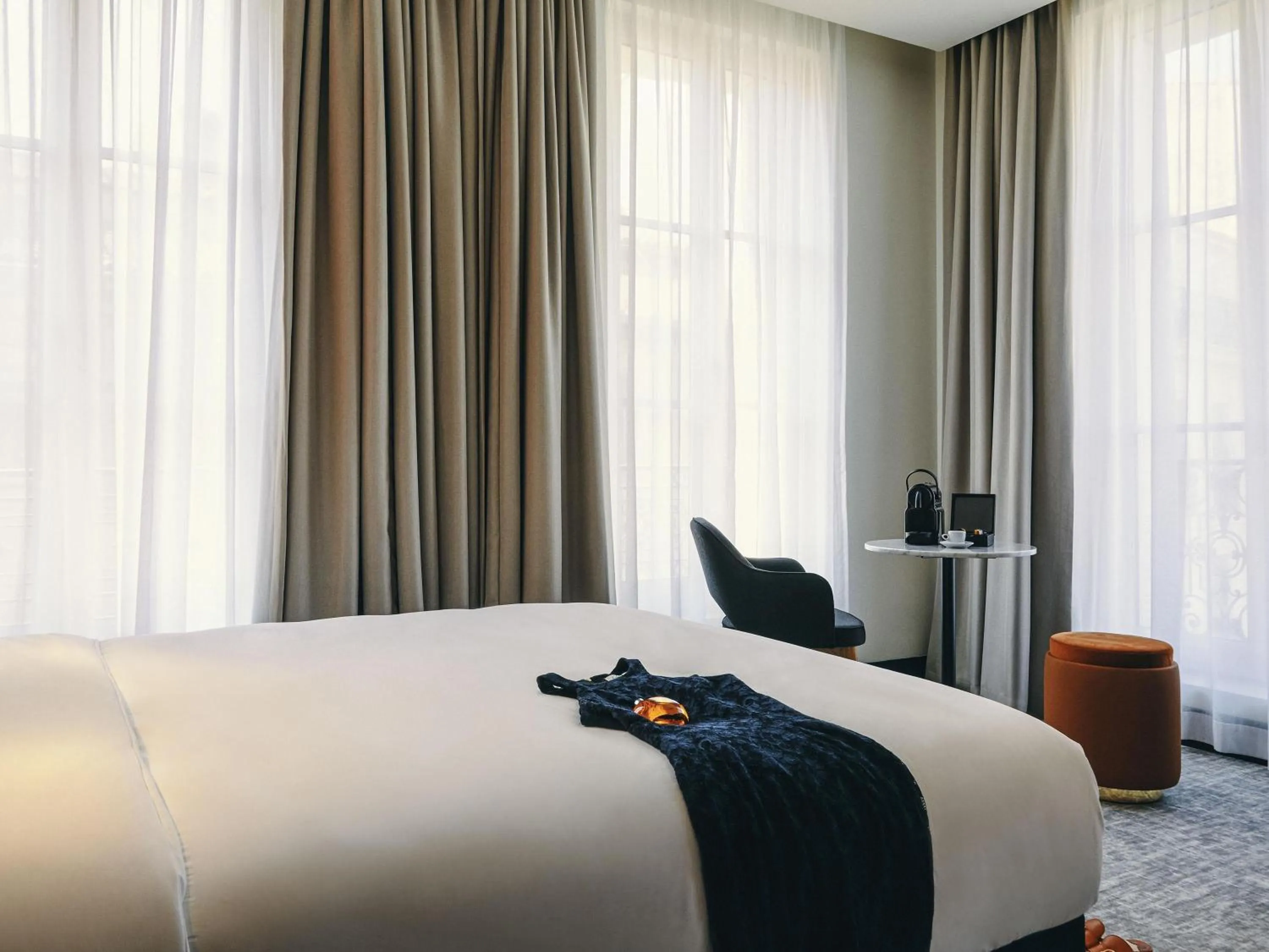 Bedroom, Bed in Mercure Marseille Canebière Vieux-Port