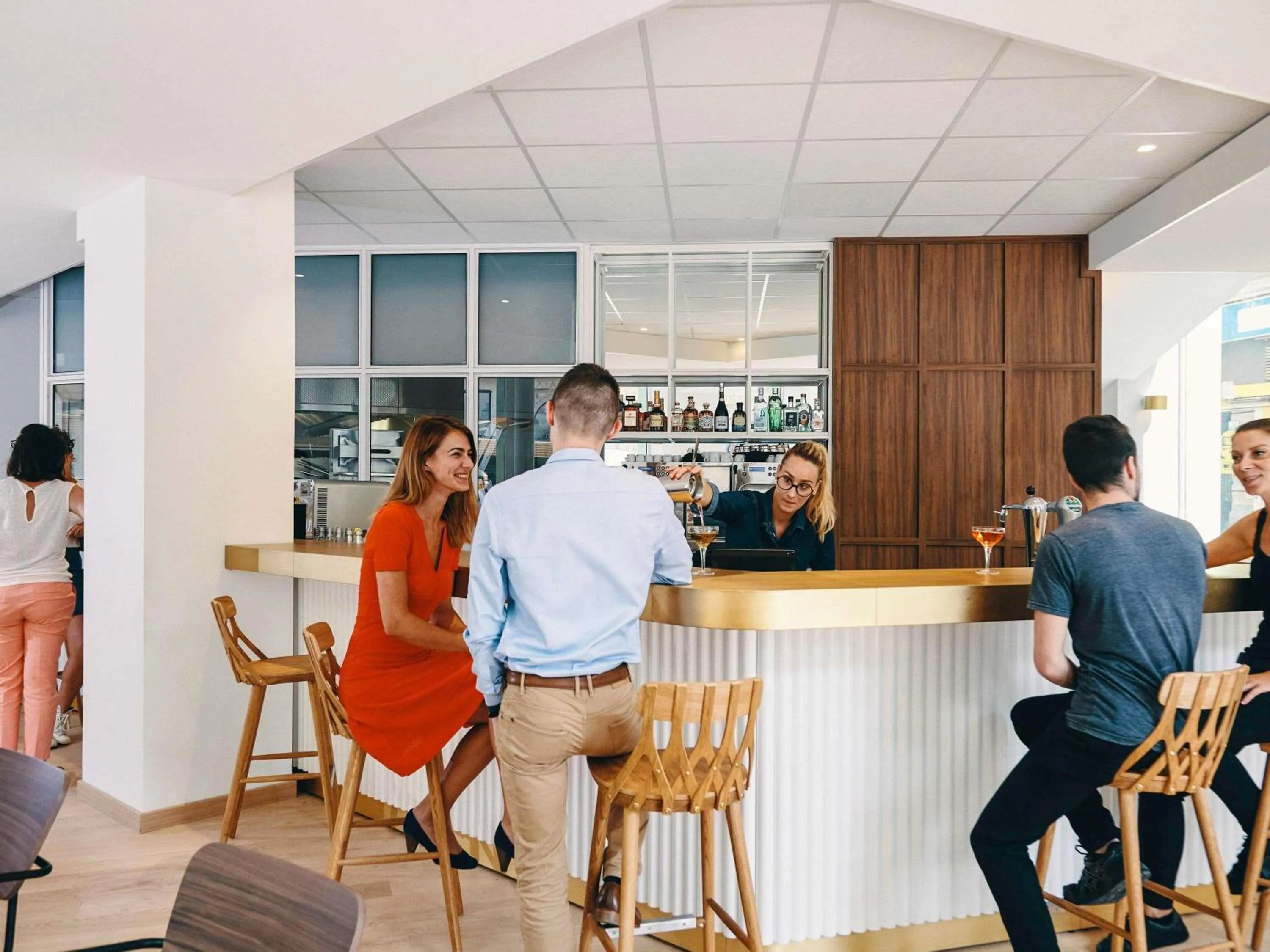 Lounge or bar in Mercure Marseille Canebière Vieux-Port