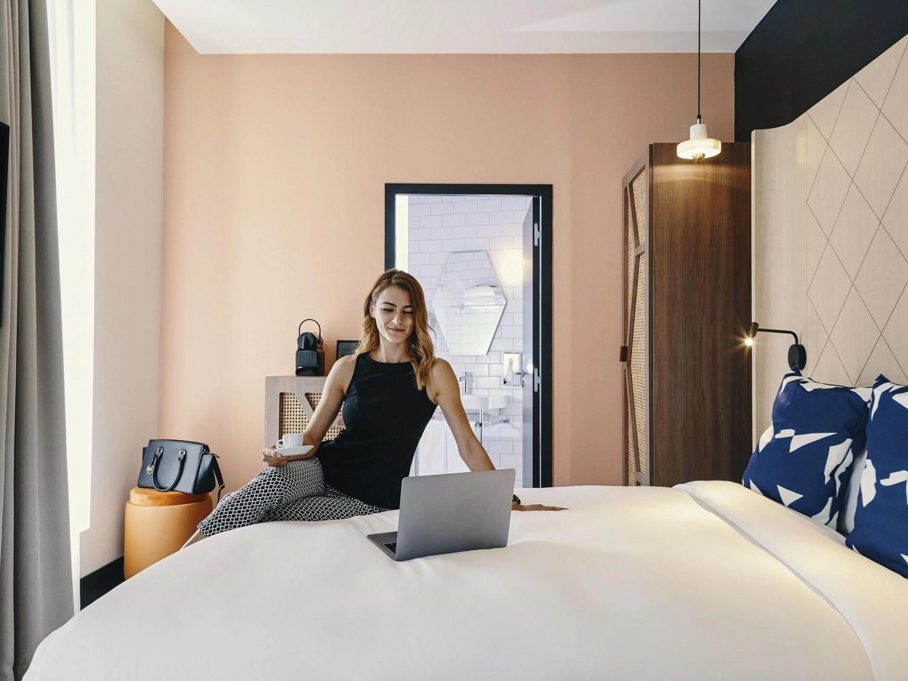 Bedroom, Bed in Mercure Marseille Canebière Vieux-Port