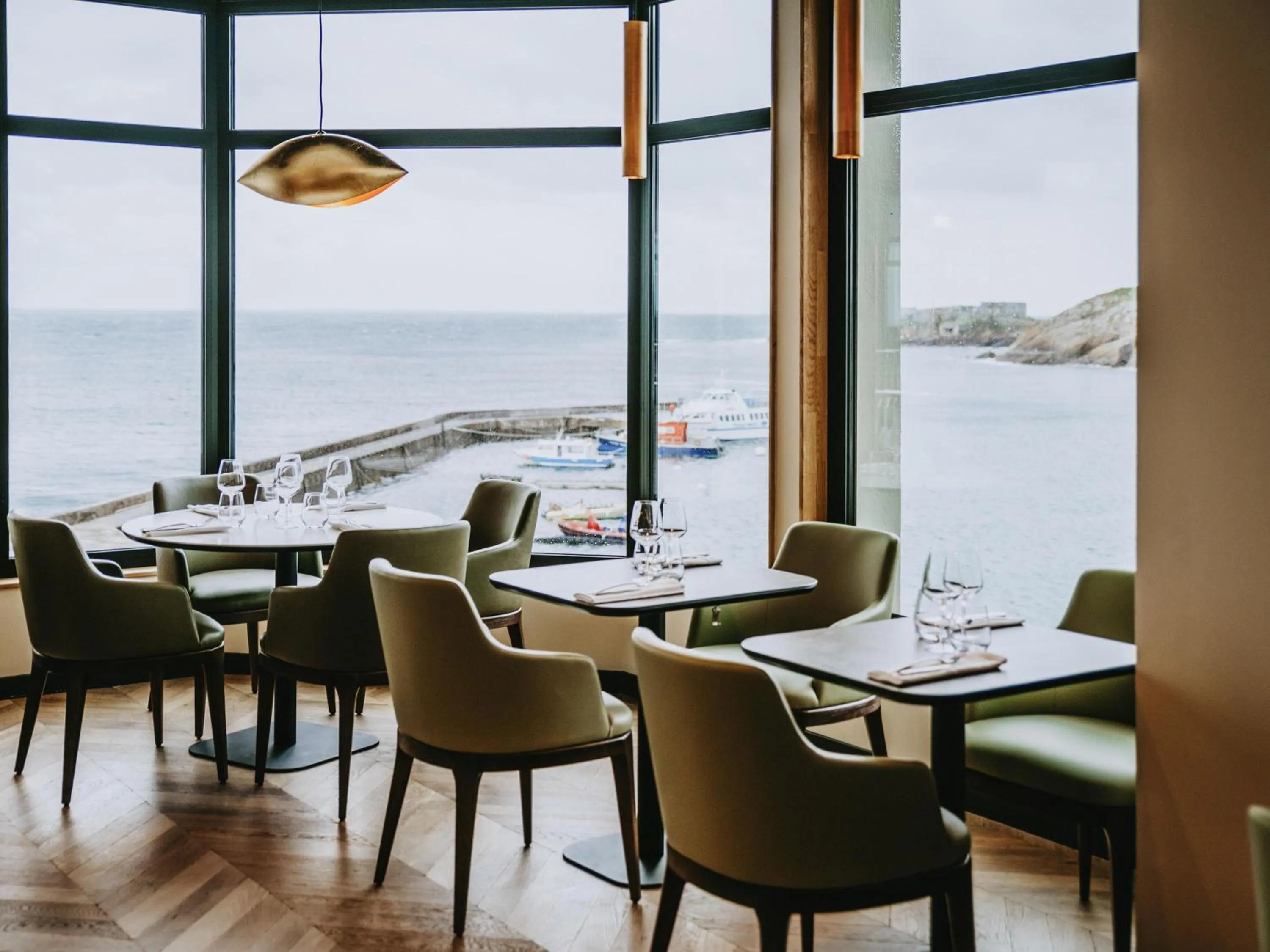 Restaurant/places to eat in Sainte-Barbe Hotel & Spa Le Conquet - MGallery Collection