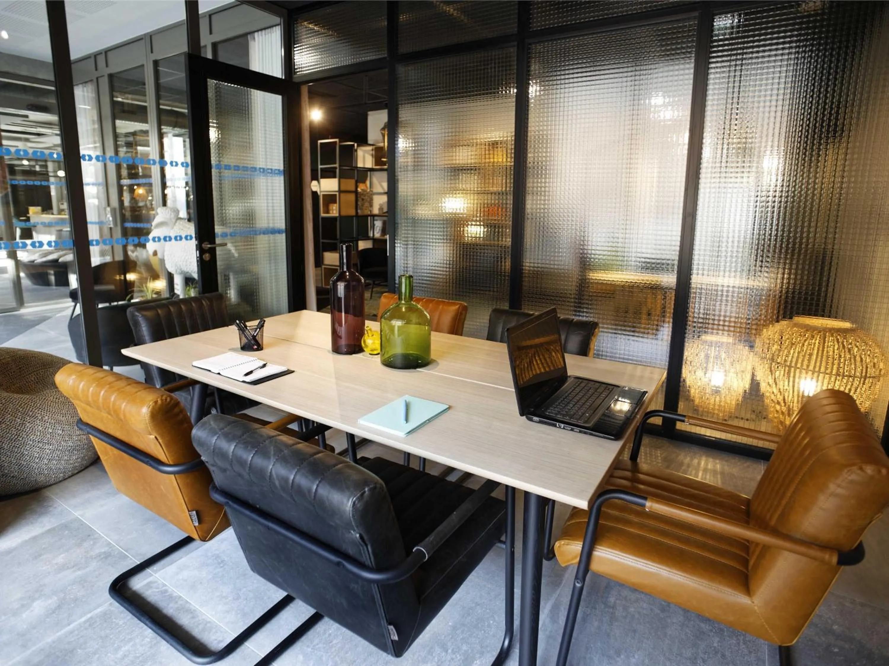 Meeting/conference room in ibis Styles Amiens Centre