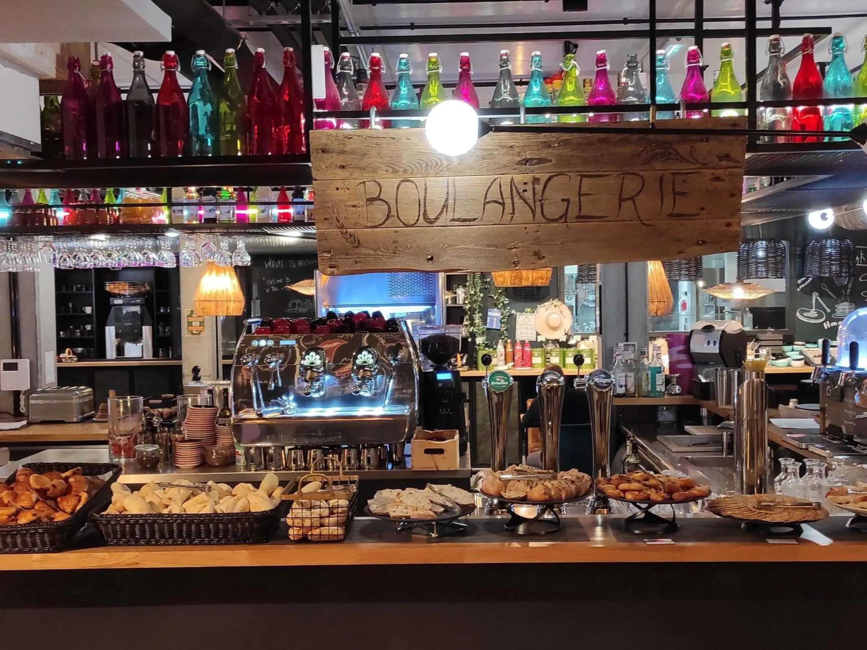 Breakfast in ibis Styles Amiens Centre Breakfast in ibis Styles Amiens Centre