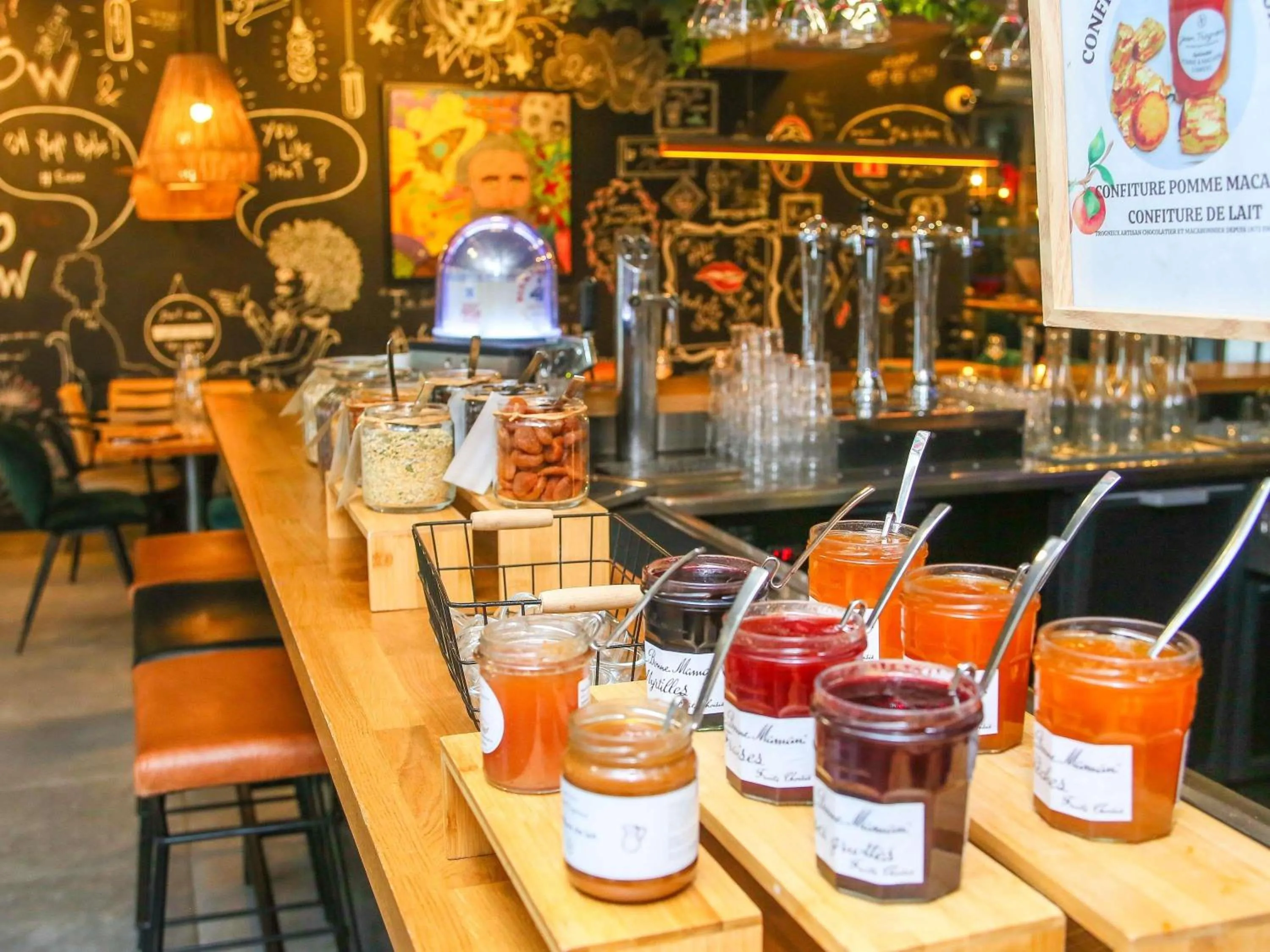 Breakfast in ibis Styles Amiens Centre