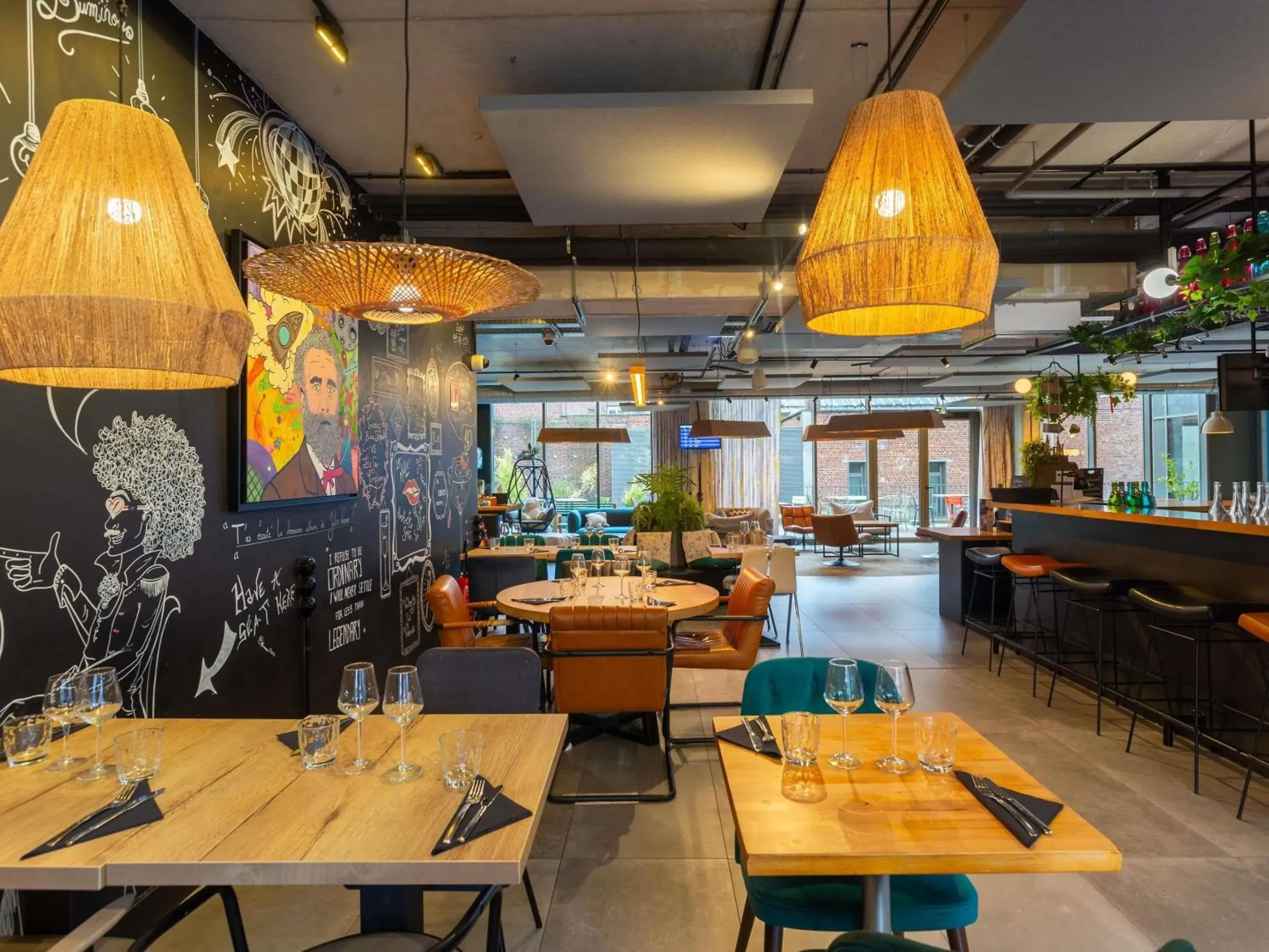 Restaurant/places to eat in ibis Styles Amiens Centre Restaurant/places to eat in ibis Styles Amiens Centre