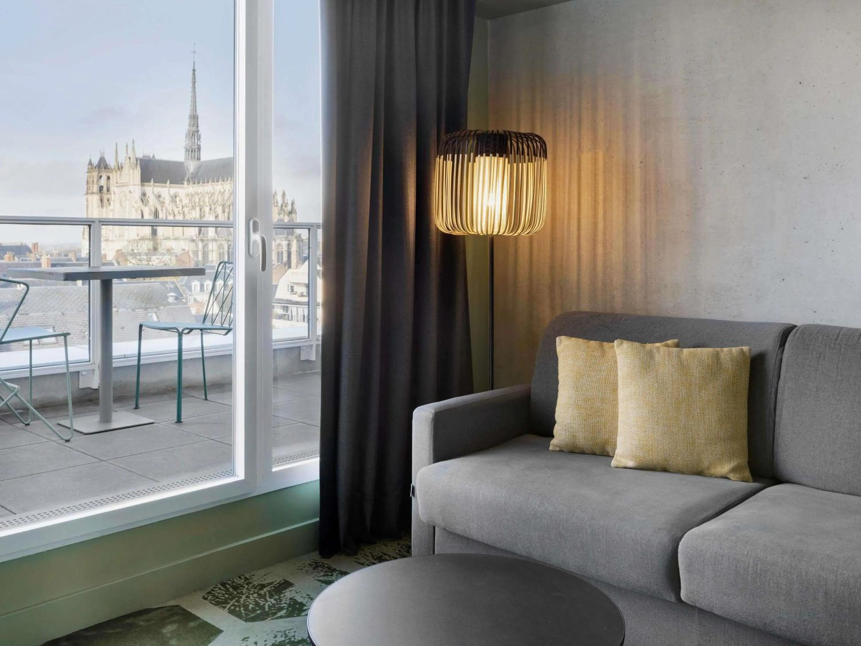 Bedroom in ibis Styles Amiens Centre