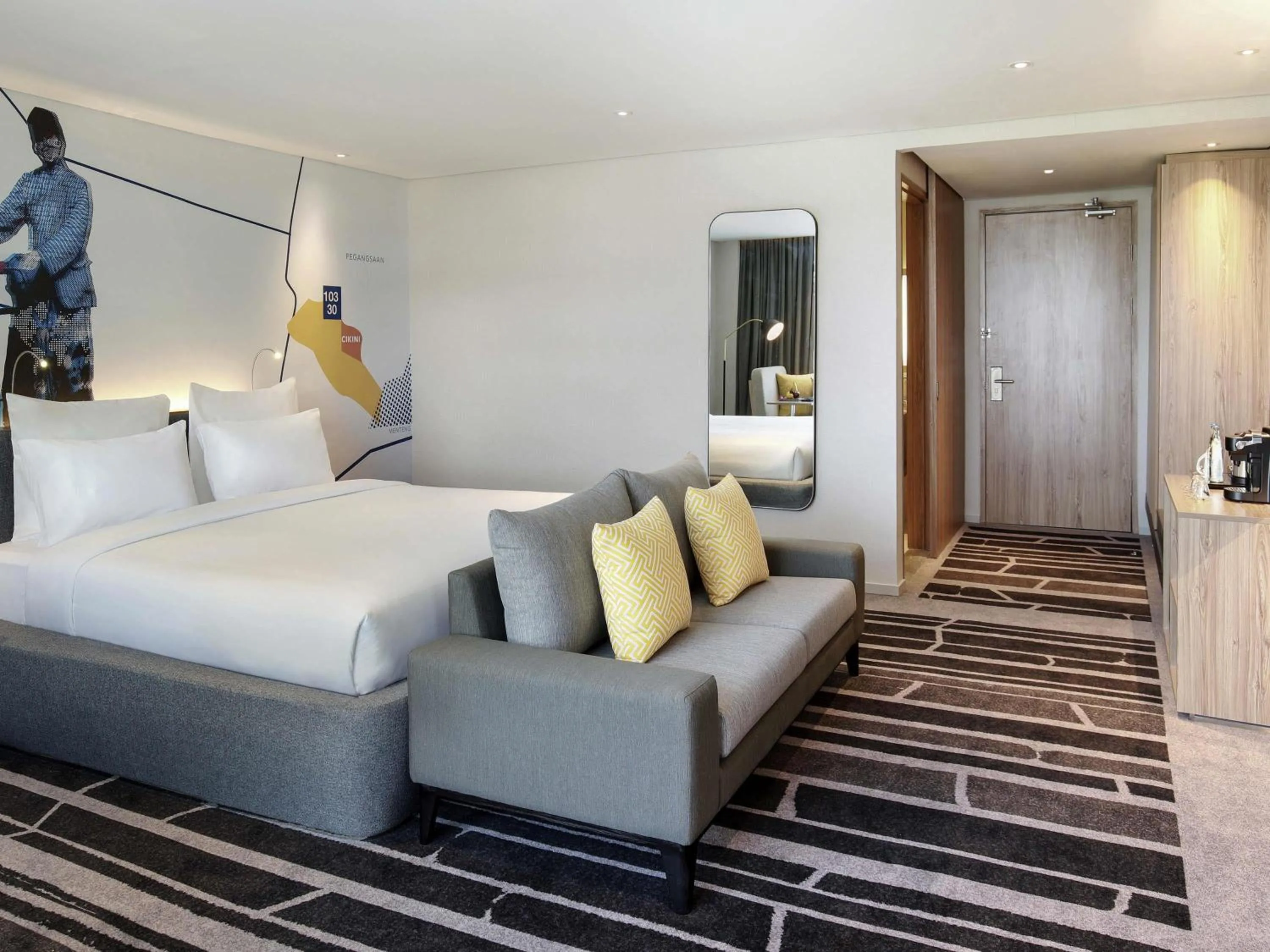 Bedroom, Bed in Novotel Jakarta Cikini