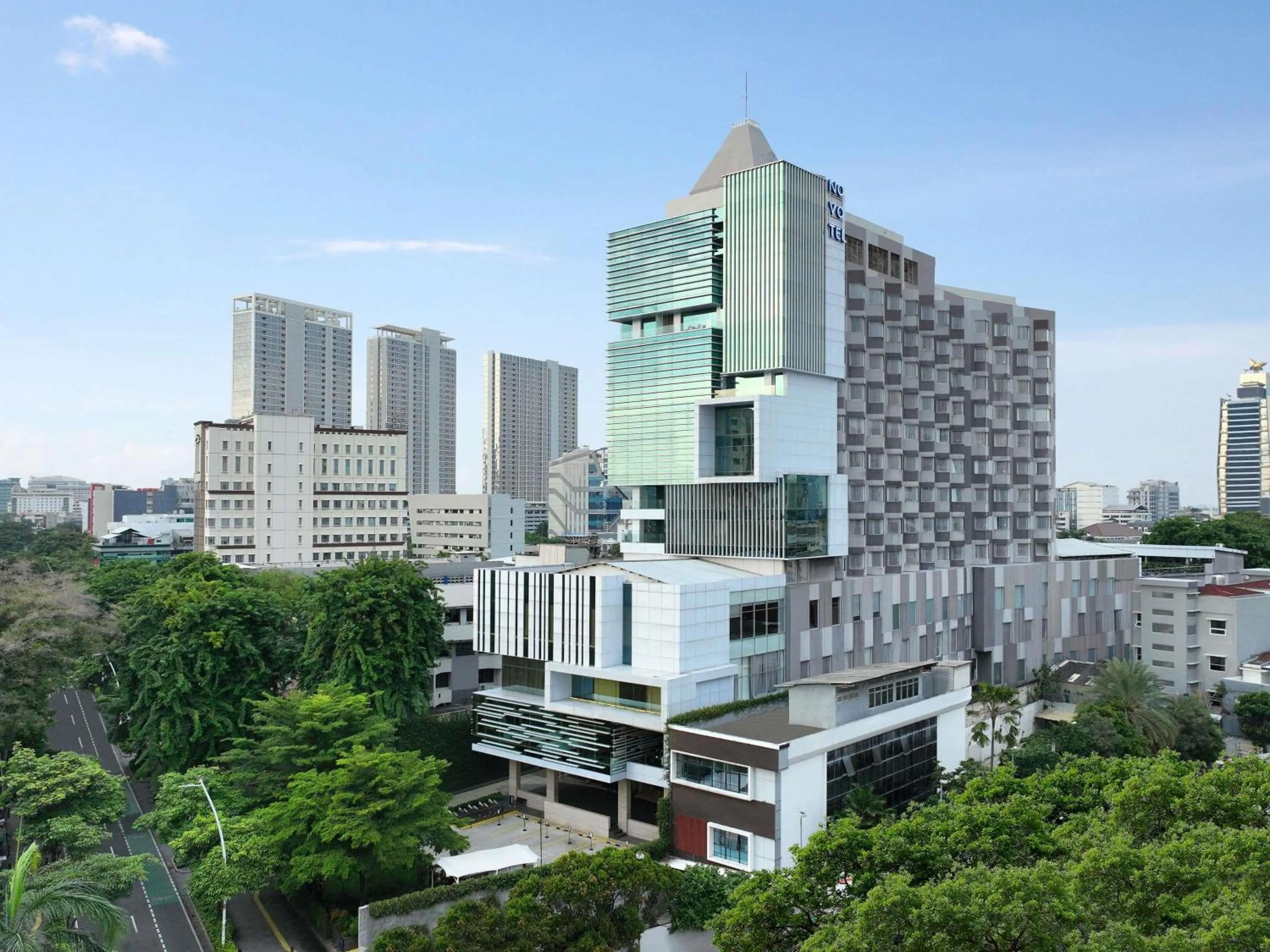 Property building in Novotel Jakarta Cikini