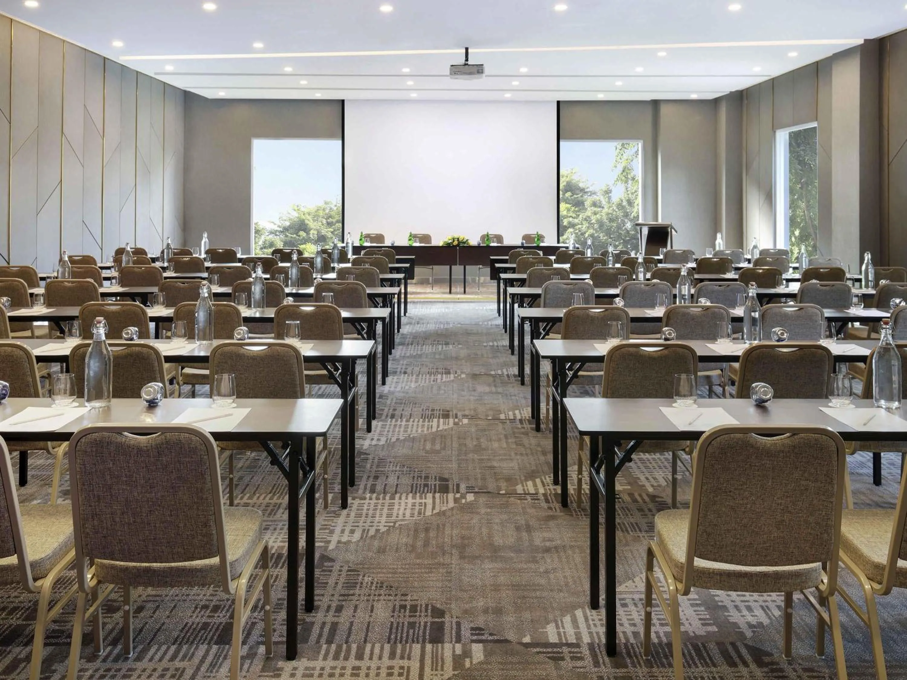 Meeting/conference room in Novotel Jakarta Cikini