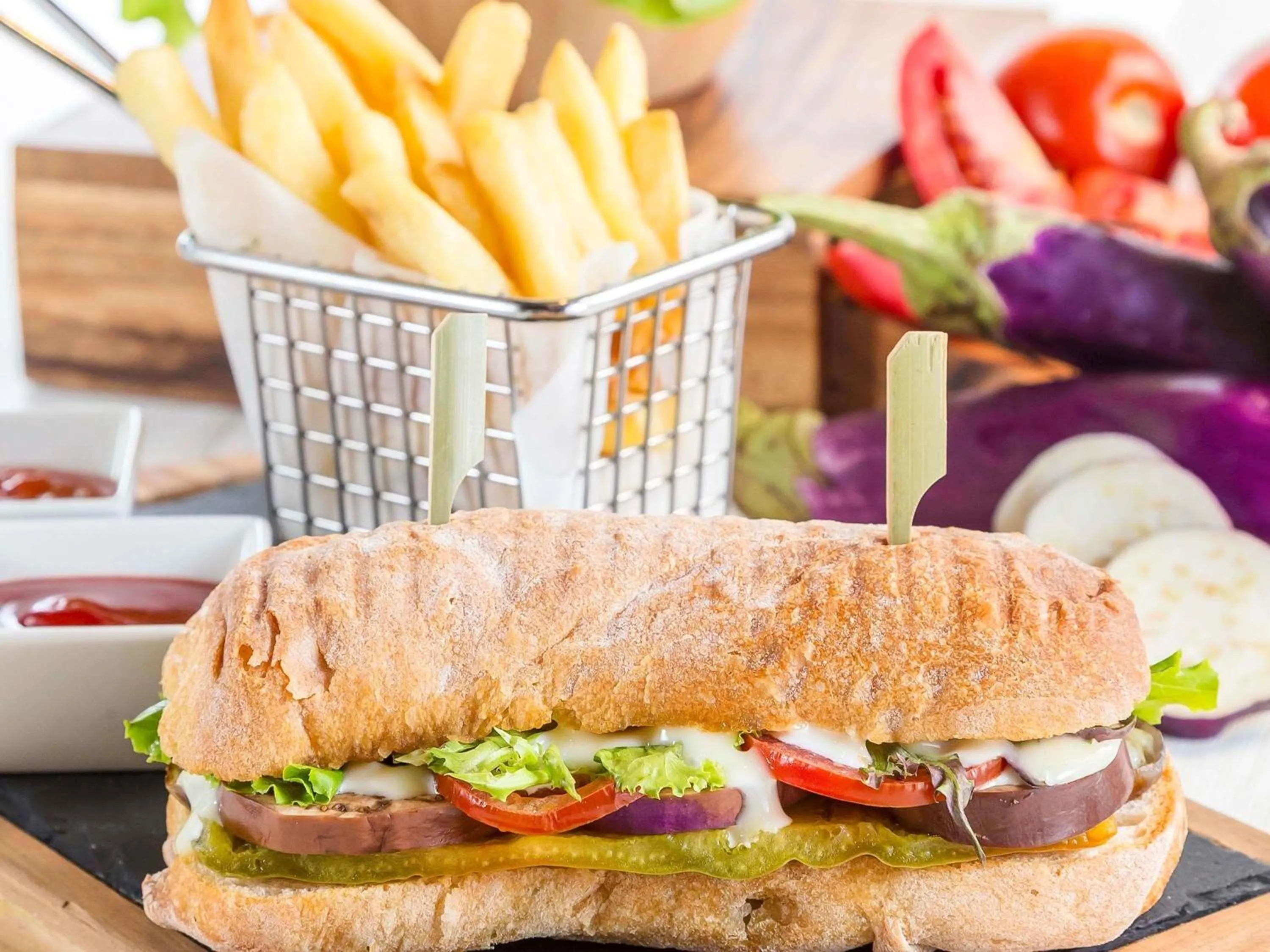 Restaurant/places to eat in Pullman Ciawi Vimala Hills Resort