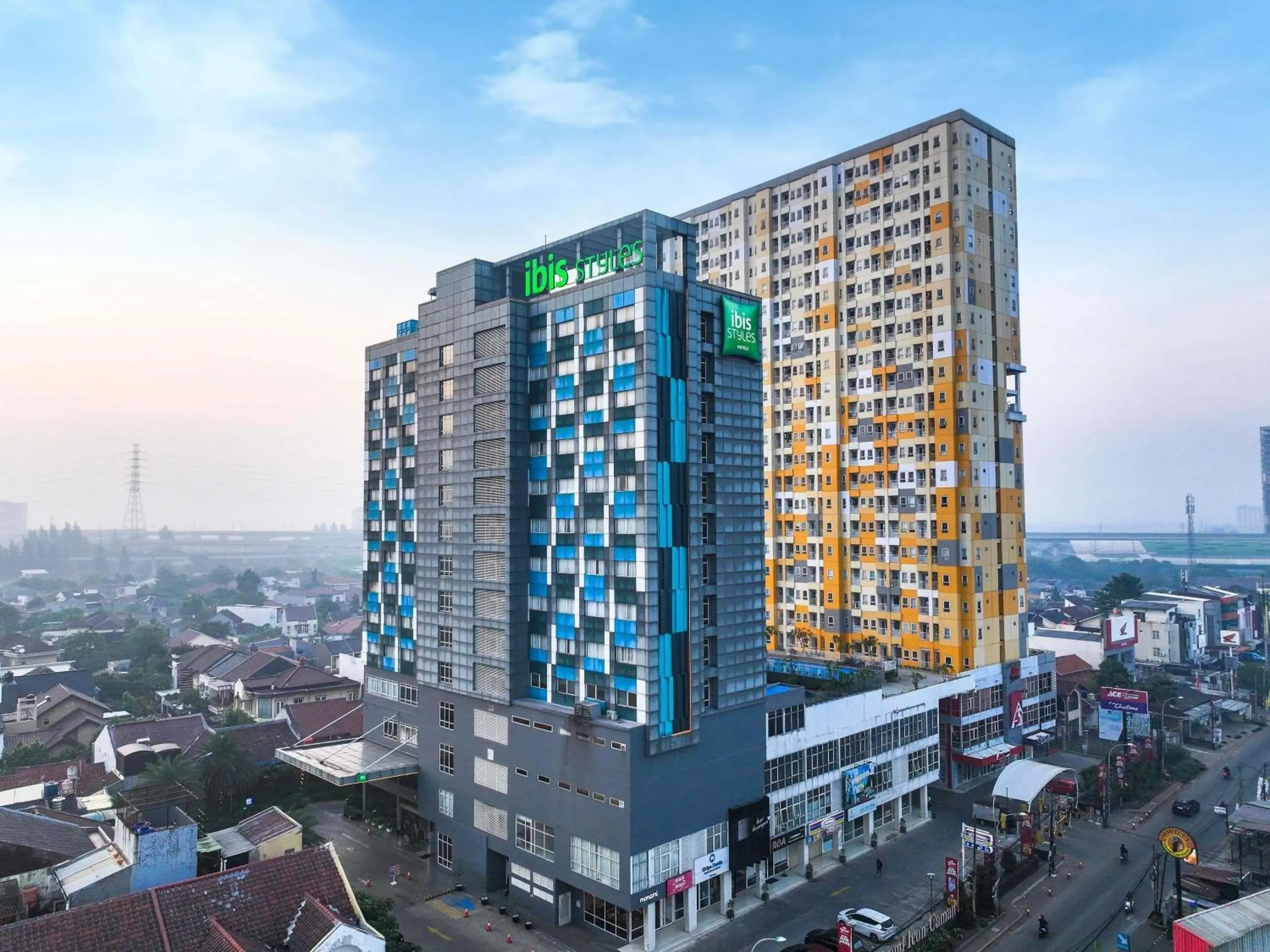 Property building in ibis Styles Bekasi Jatibening Property building in ibis Styles Bekasi Jatibening