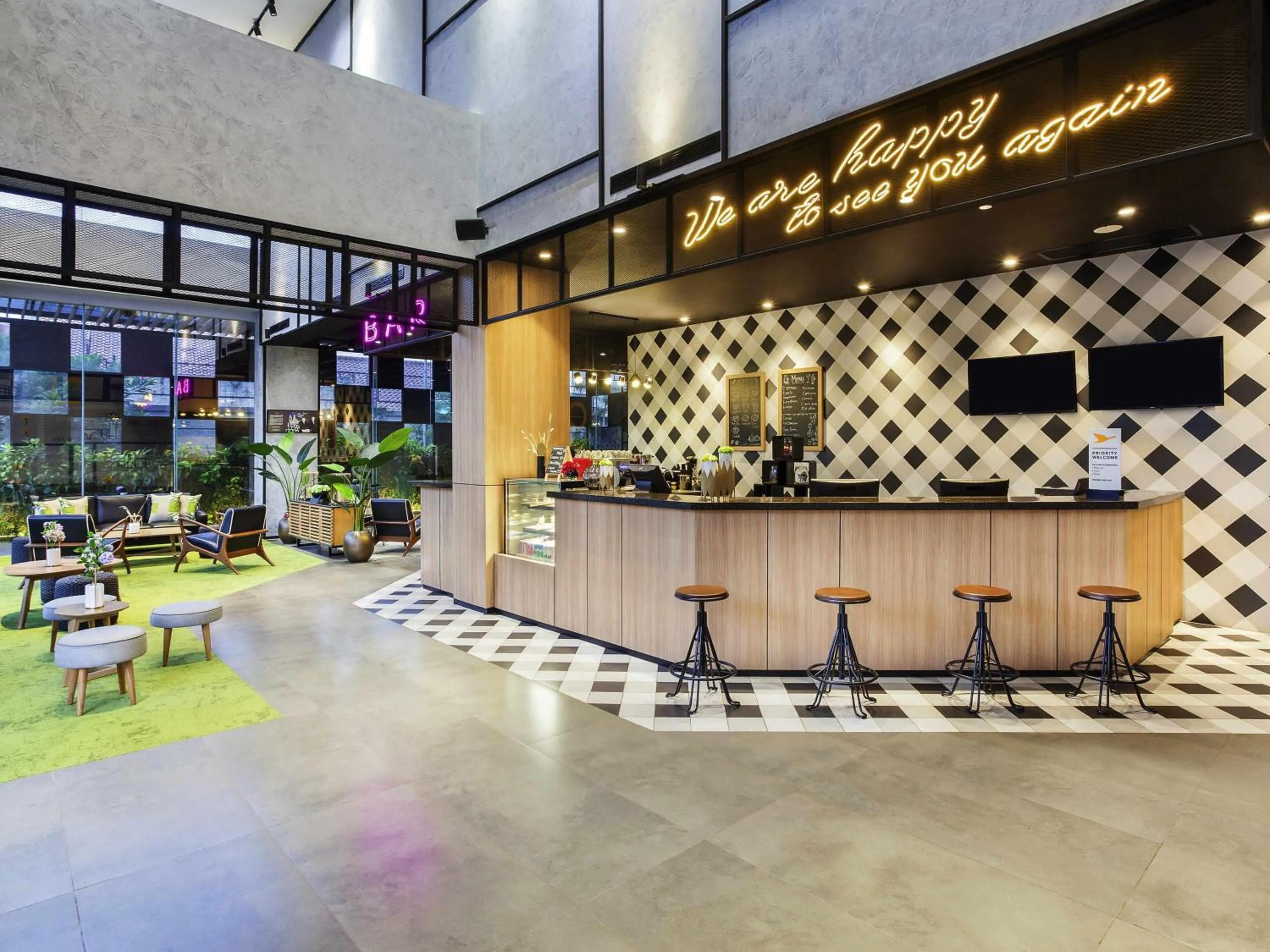 Lounge or bar in ibis Styles Bekasi Jatibening