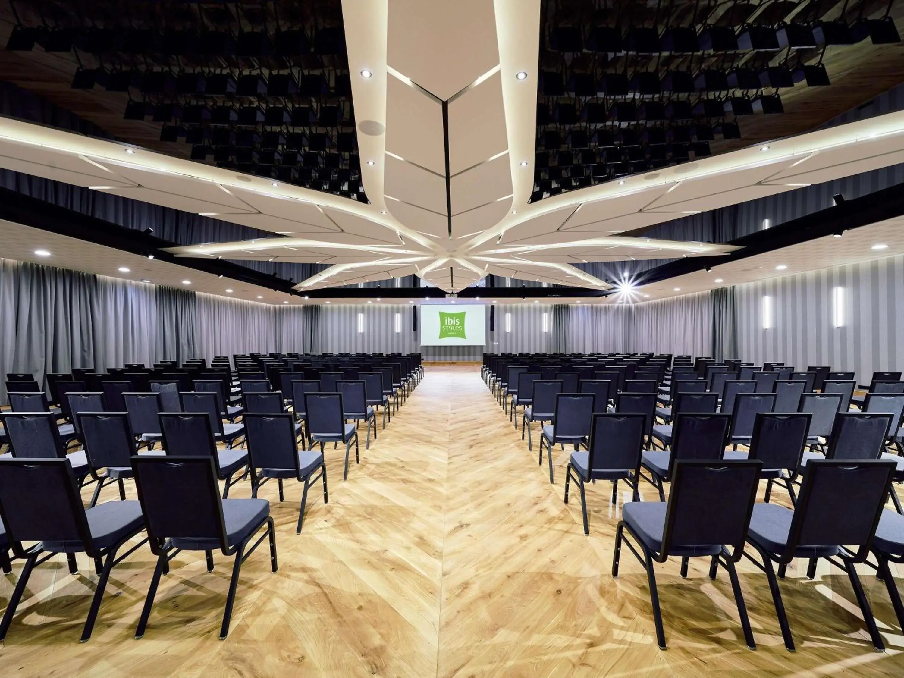 Property building in ibis Styles Nowy Targ Property building in ibis Styles Nowy Targ