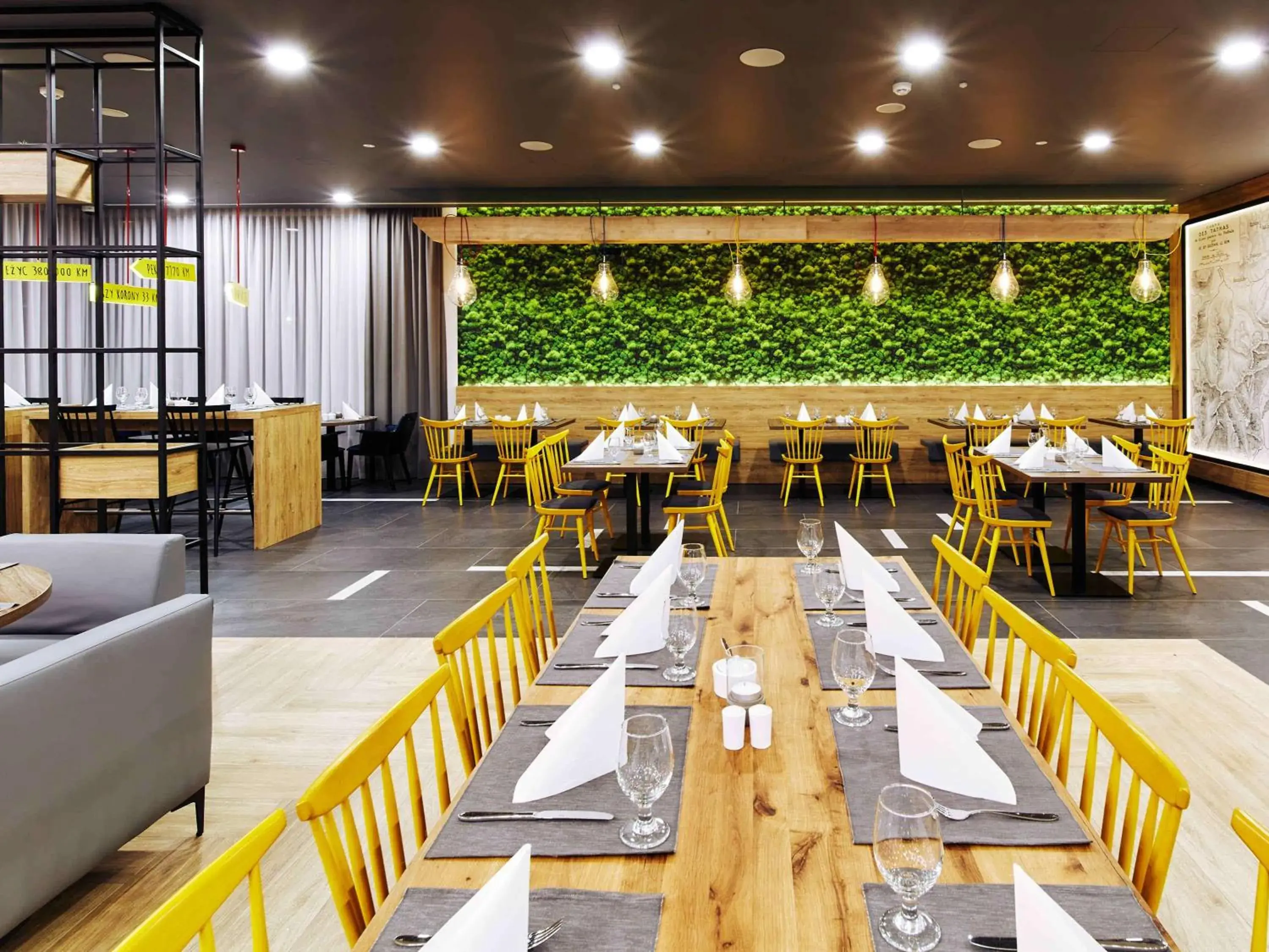 Restaurant/places to eat in ibis Styles Nowy Targ Restaurant/places to eat in ibis Styles Nowy Targ