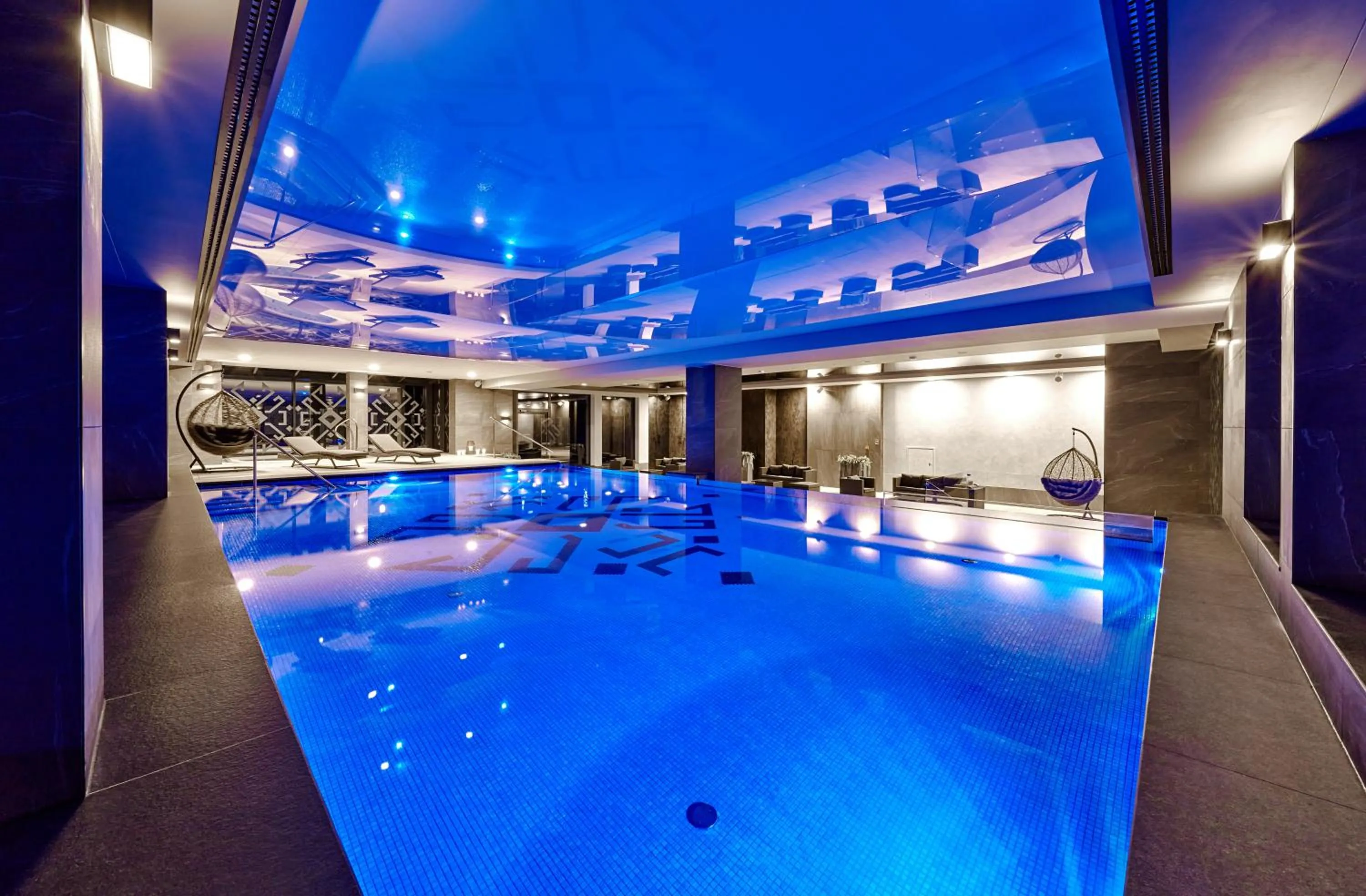 Swimming pool in ibis Styles Nowy Targ