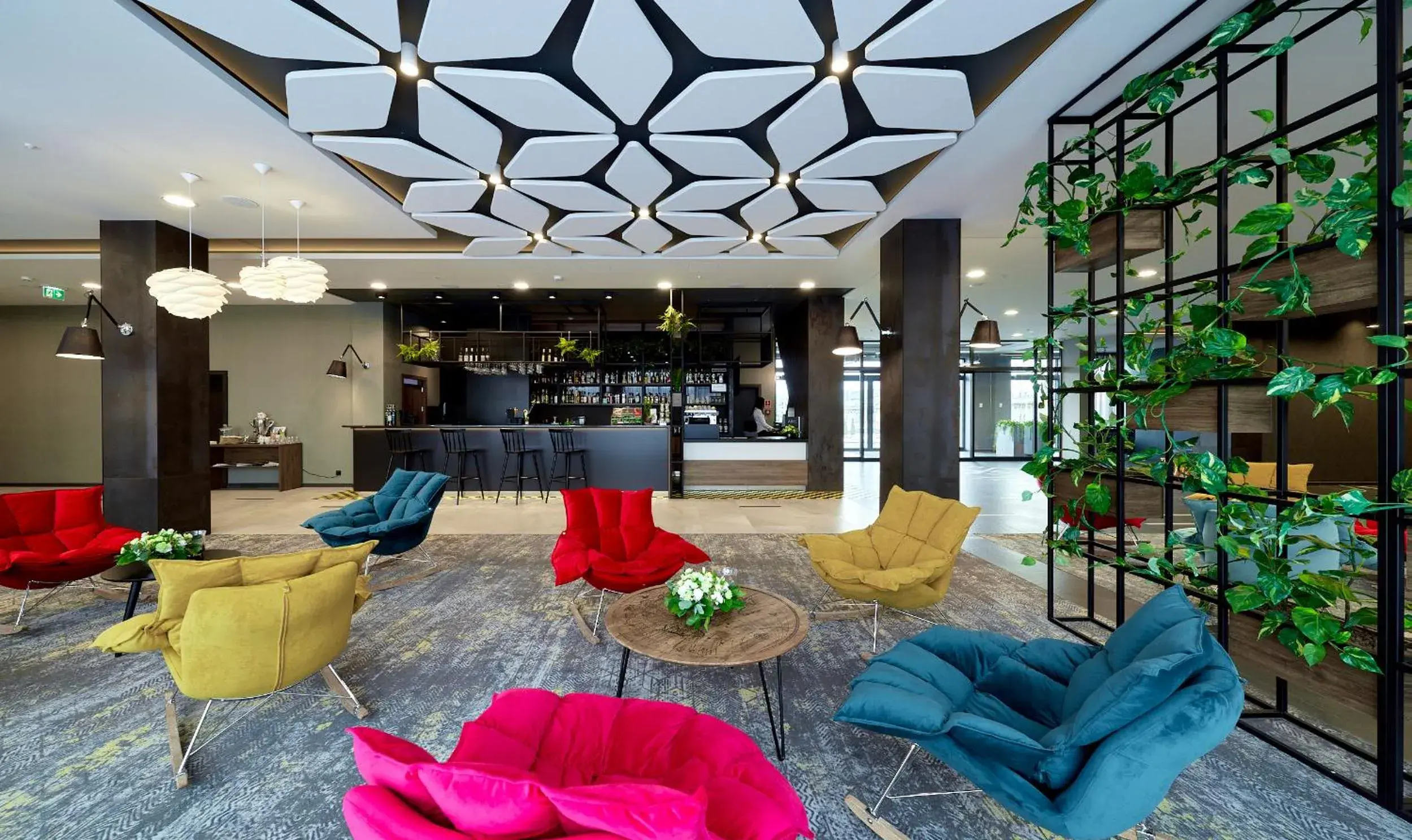 Lounge or bar in ibis Styles Nowy Targ Lounge or bar in ibis Styles Nowy Targ