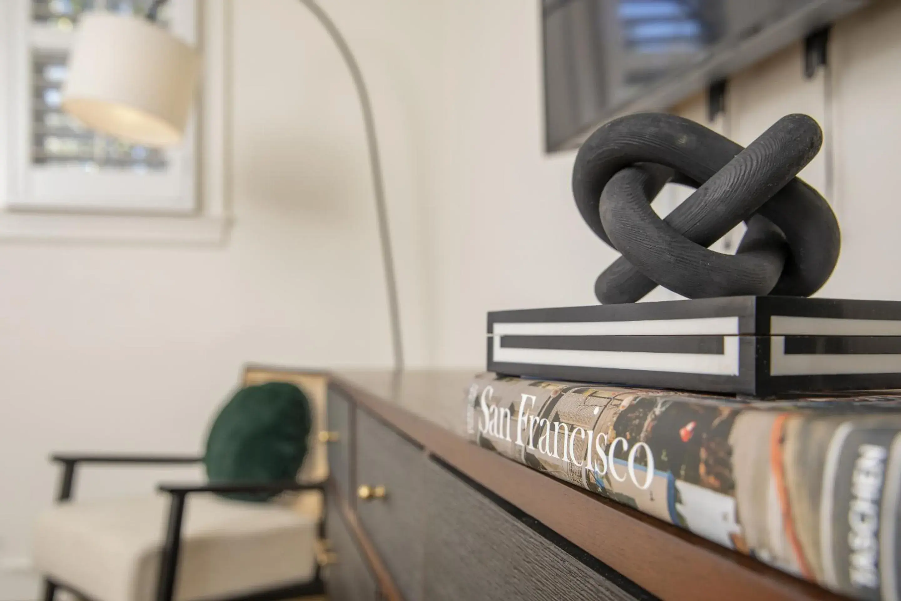 Bedroom in Washington Square Inn Bedroom in Washington Square Inn